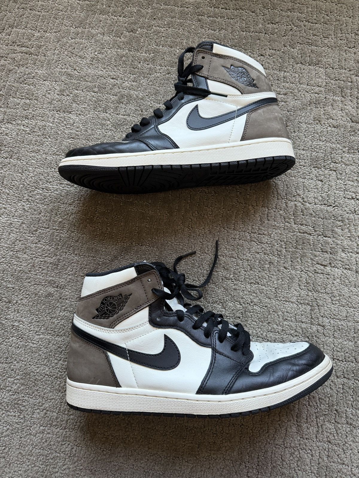 Nike Jordan 1 High Dark Mocha (Size: 11.5) Size US 11.5 / EU 44-45 - 7 Thumbnail