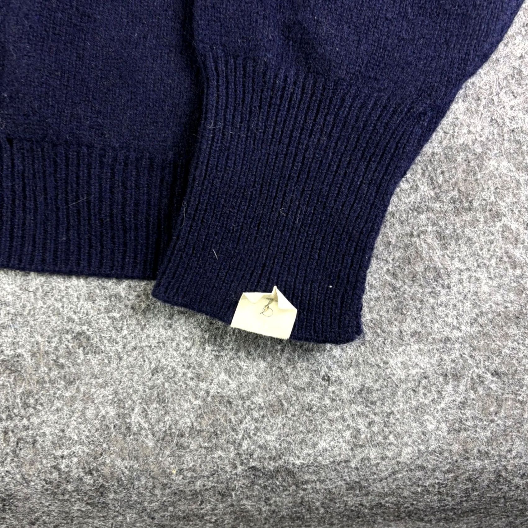 Catalina VINTAGE Tumble Knit Cardigan Wool Navy XL Mens V-Neck Button Pockets 80s Solid Knit Size US XL / EU 56 / 4 - 6 Thumbnail