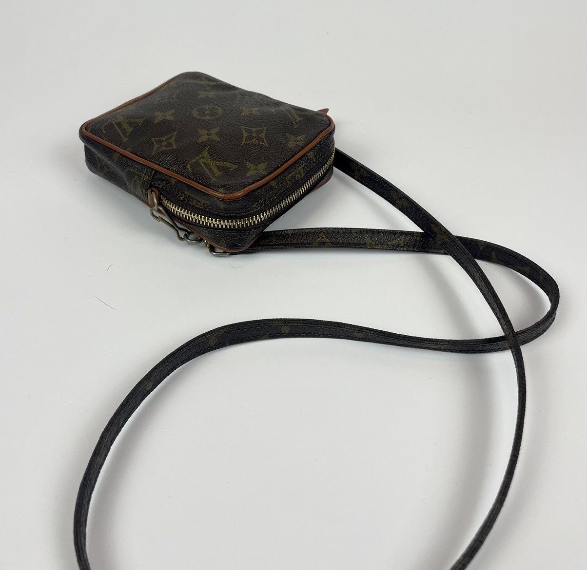 Louis Vuitton Louis Vuitton Danube Size ONE SIZE - 7 Thumbnail