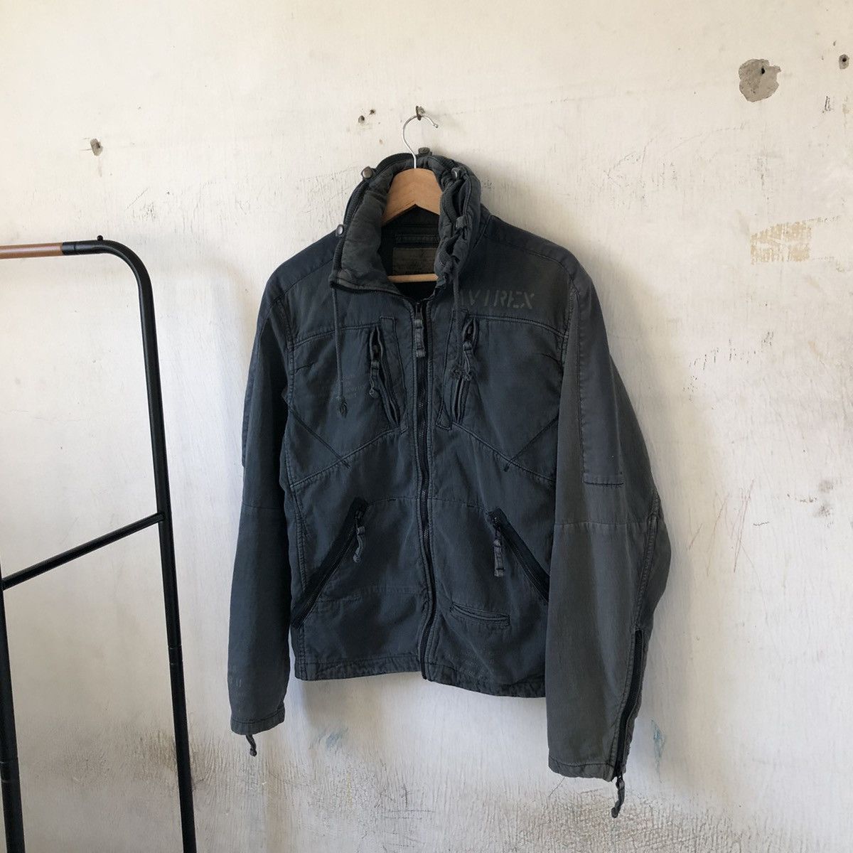 Avirex × Vintage Vintage Avirex Flight Jacket 🍒 Size US M / EU 48-50 / 2 - 8 Thumbnail