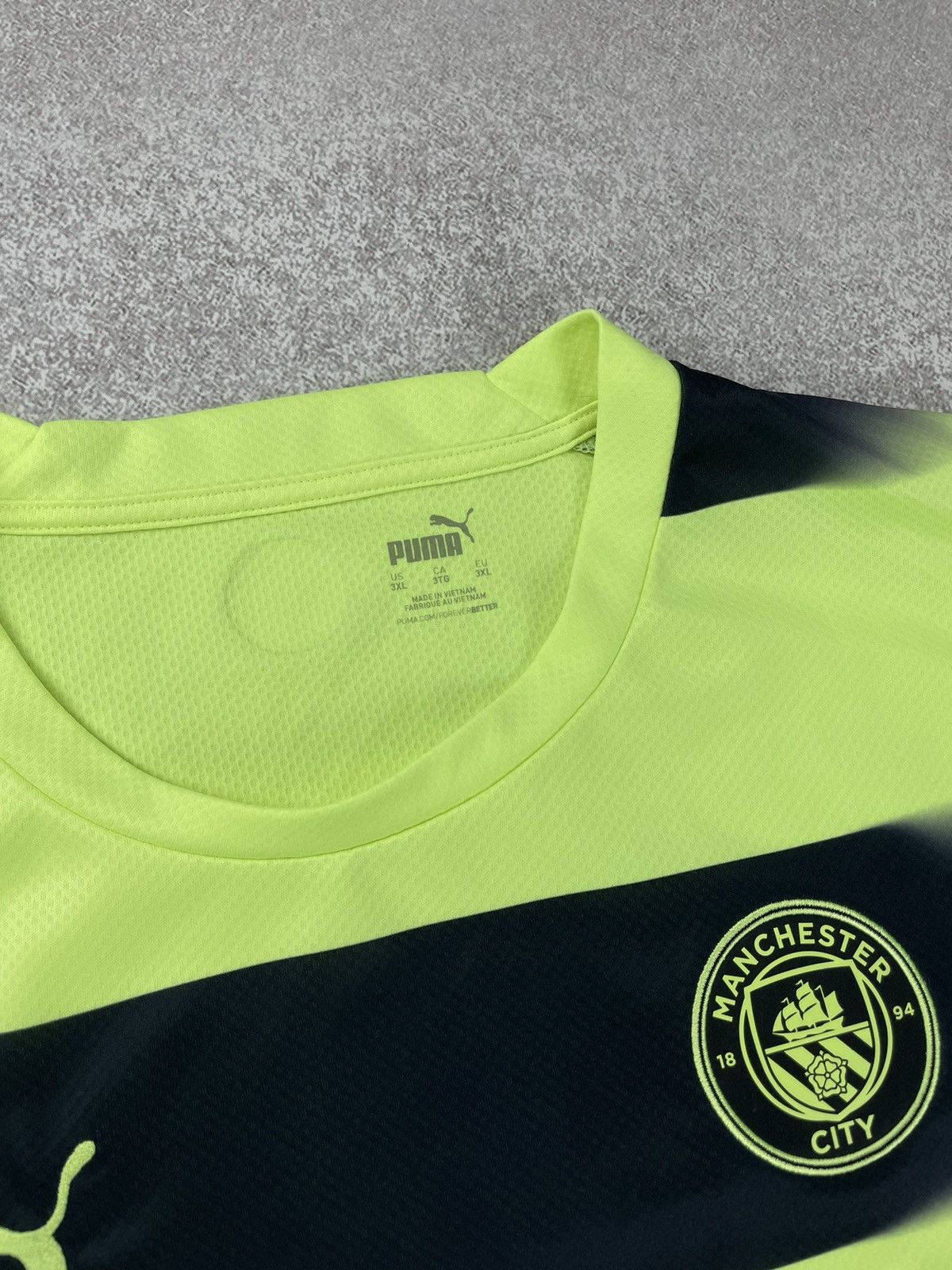 Puma Manchester City Football Shirt Soccer Jersey Y2k Size US XXL / EU 58 / 5 - 6 Thumbnail