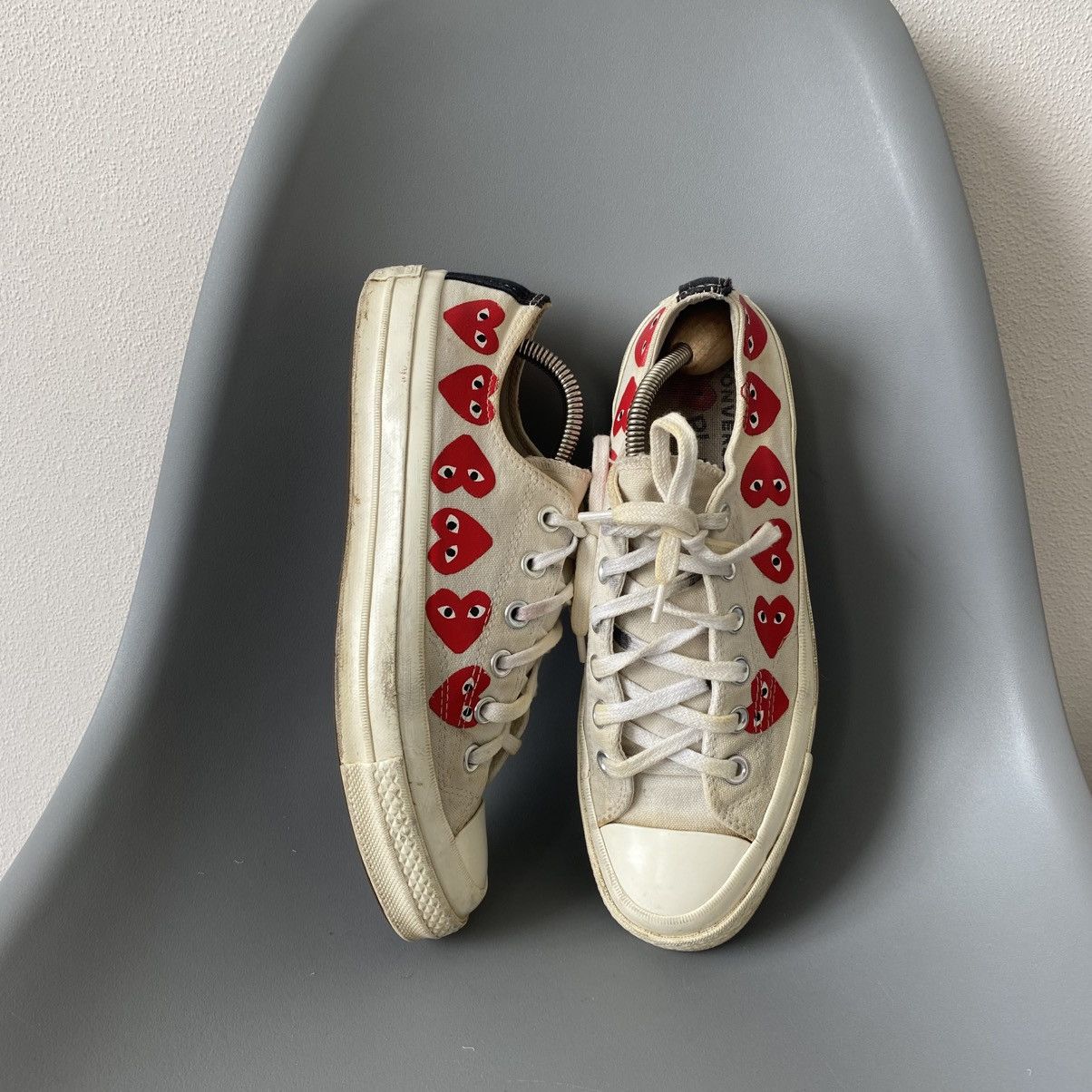 Comme des Garcons PLAY Vintage Play Comme Des Garçons Monogrammed y2k shoes Size US 7 / EU 40 - 1 Thumbnail