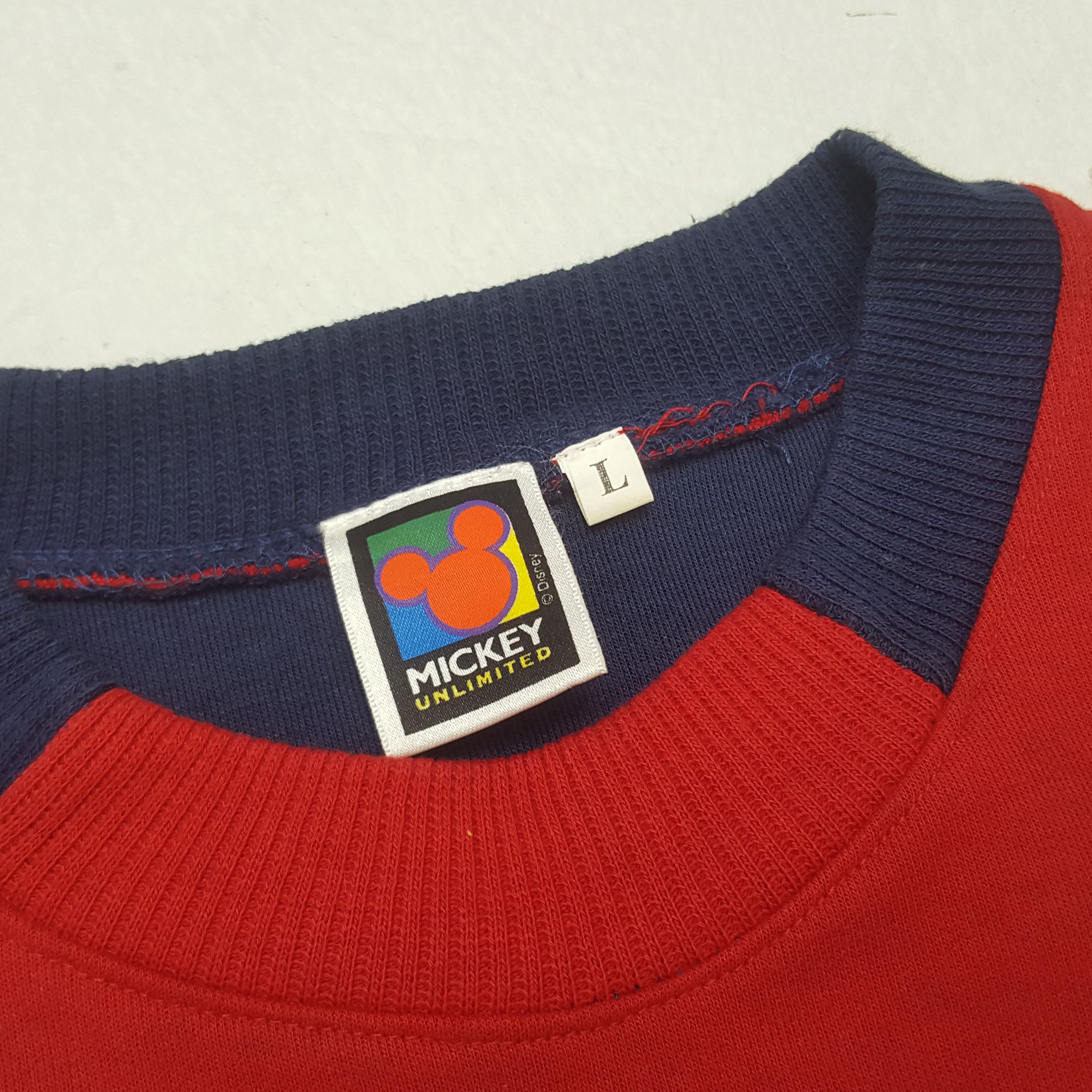 Disney × Mickey Mouse × Vintage Vintage Disney Mickey Mouse Sweatshirt Size US M / EU 48-50 / 2 - 4 Thumbnail