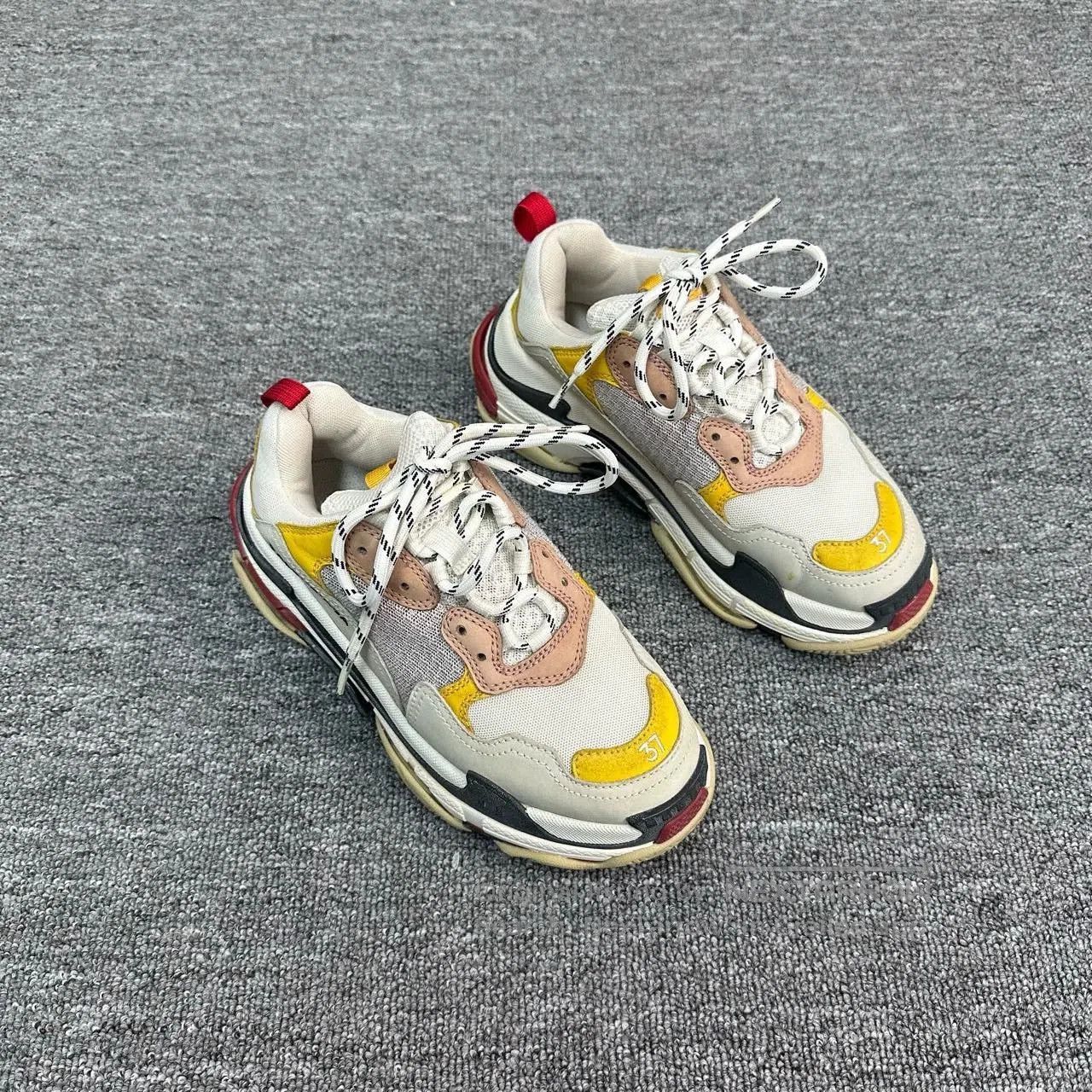 Balenciaga balenciaga triple s dad shoes in yellow. Size US 6.5 / EU 39-40 - 1 Thumbnail