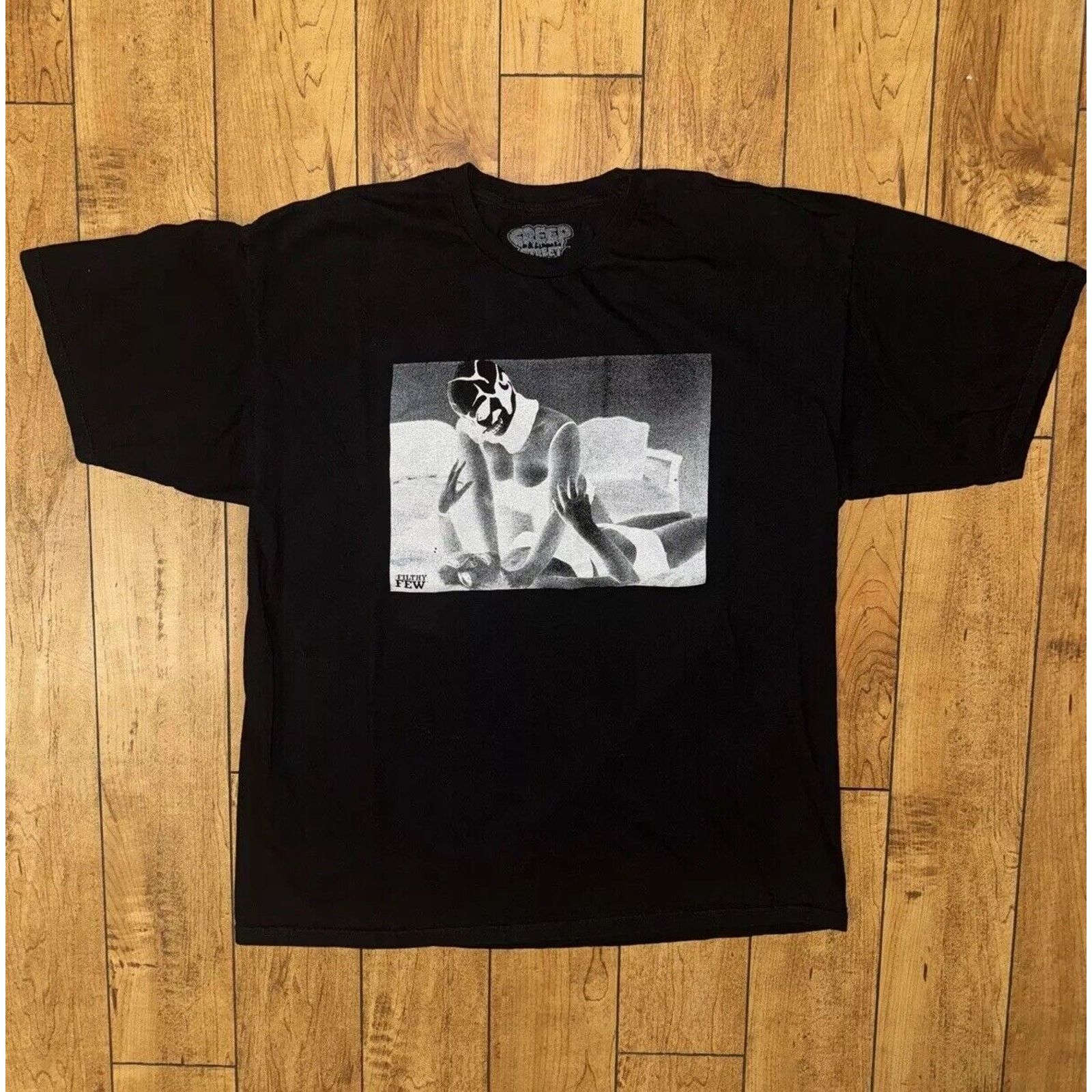 Creep × Vintage Creep Street Woman Graphic Tee T-Shirt Black XL 22x27 Size US XL / EU 56 / 4 - 1 Thumbnail