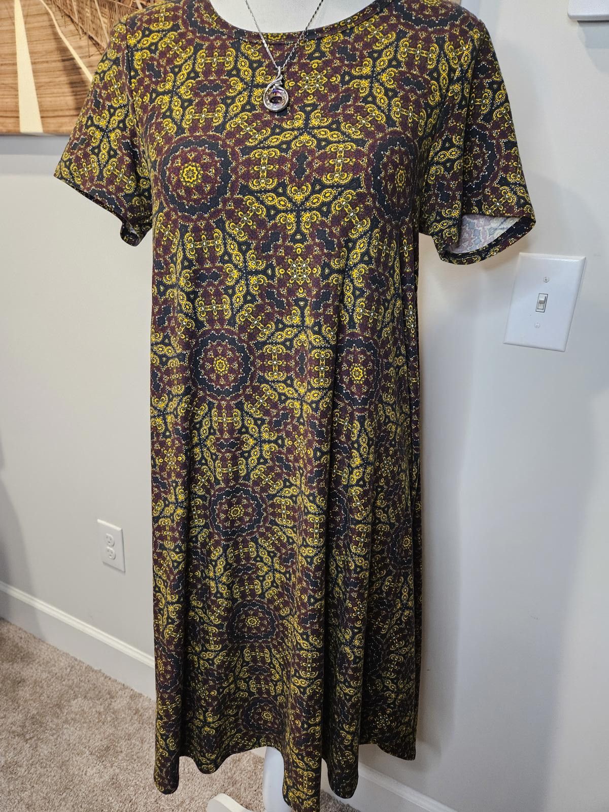 Designer LuLaRoe Floral Pattern Dress - Size XXS Size XXS / US 00 / IT 34 - 1 Thumbnail