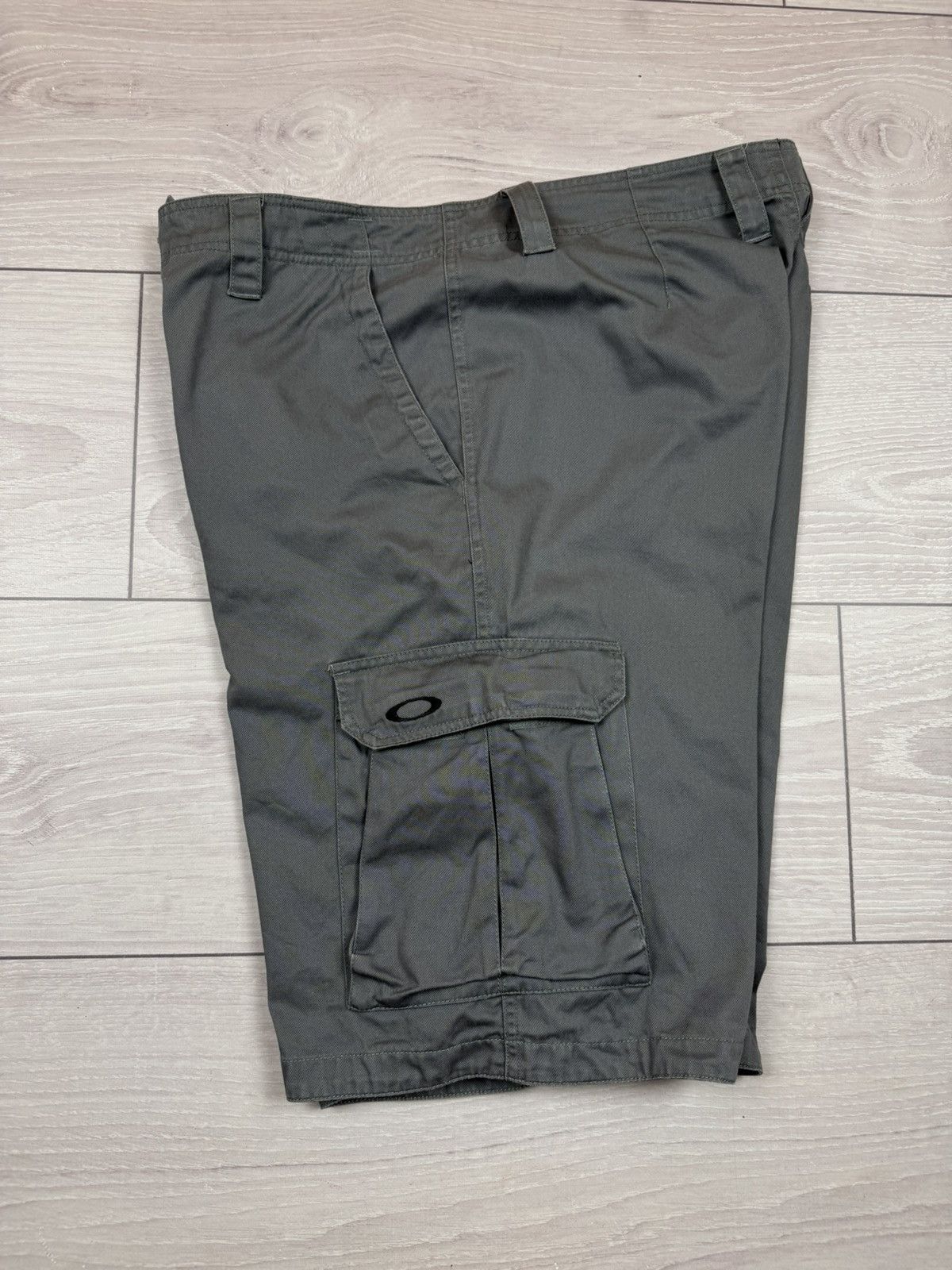 Oakley × Vintage Oakley 00s Cargo Shorts 34 Sz Size US 34 / EU 50 - 3 Thumbnail