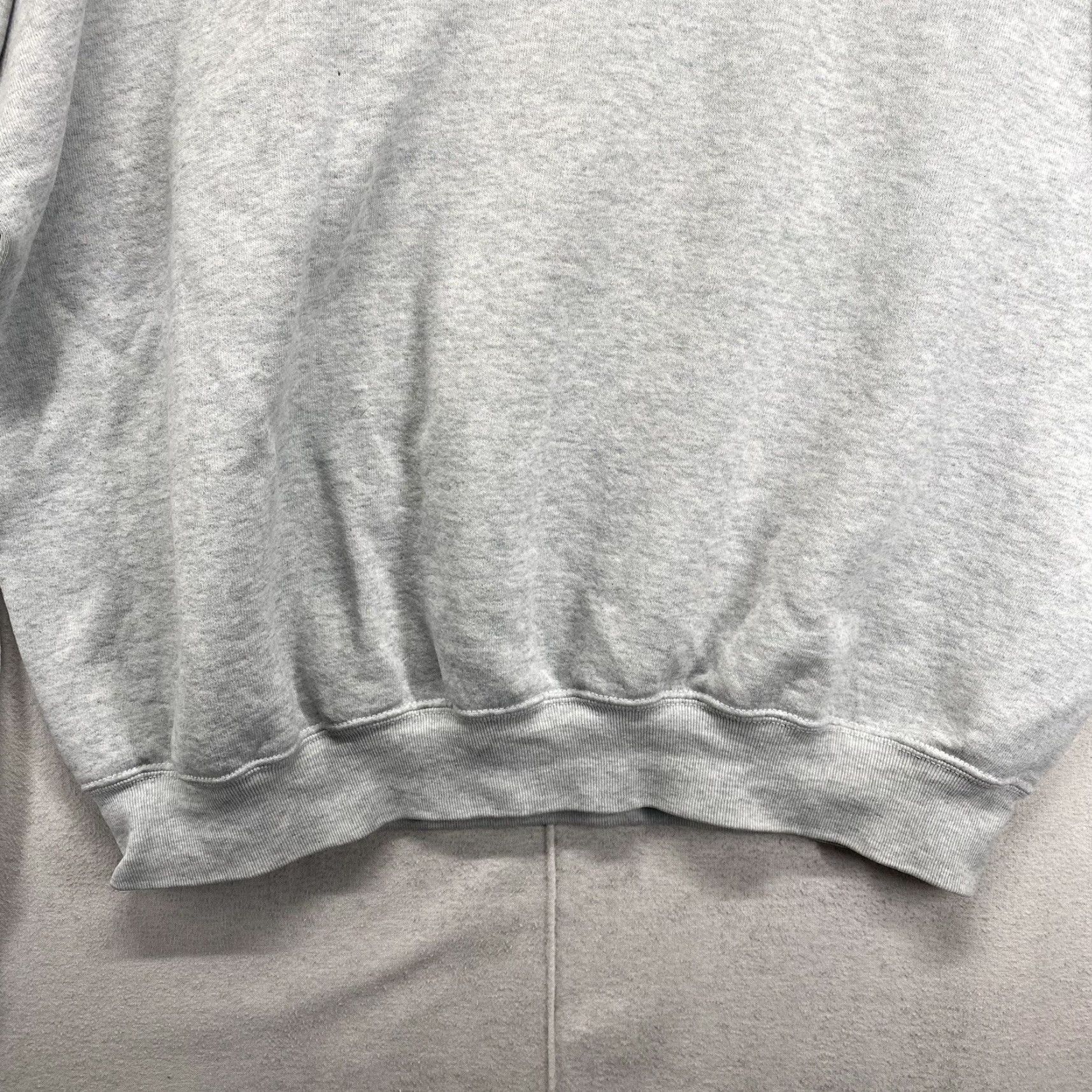 Fruit Of The Loom VINTAGE Fruit of the Loom Sweatshirt Embroidered Logo Gray XL Men Pullover 50/50 Knit All Seasons Soft Thin - Work Size US XL / EU 56 / 4 - 5 Thumbnail