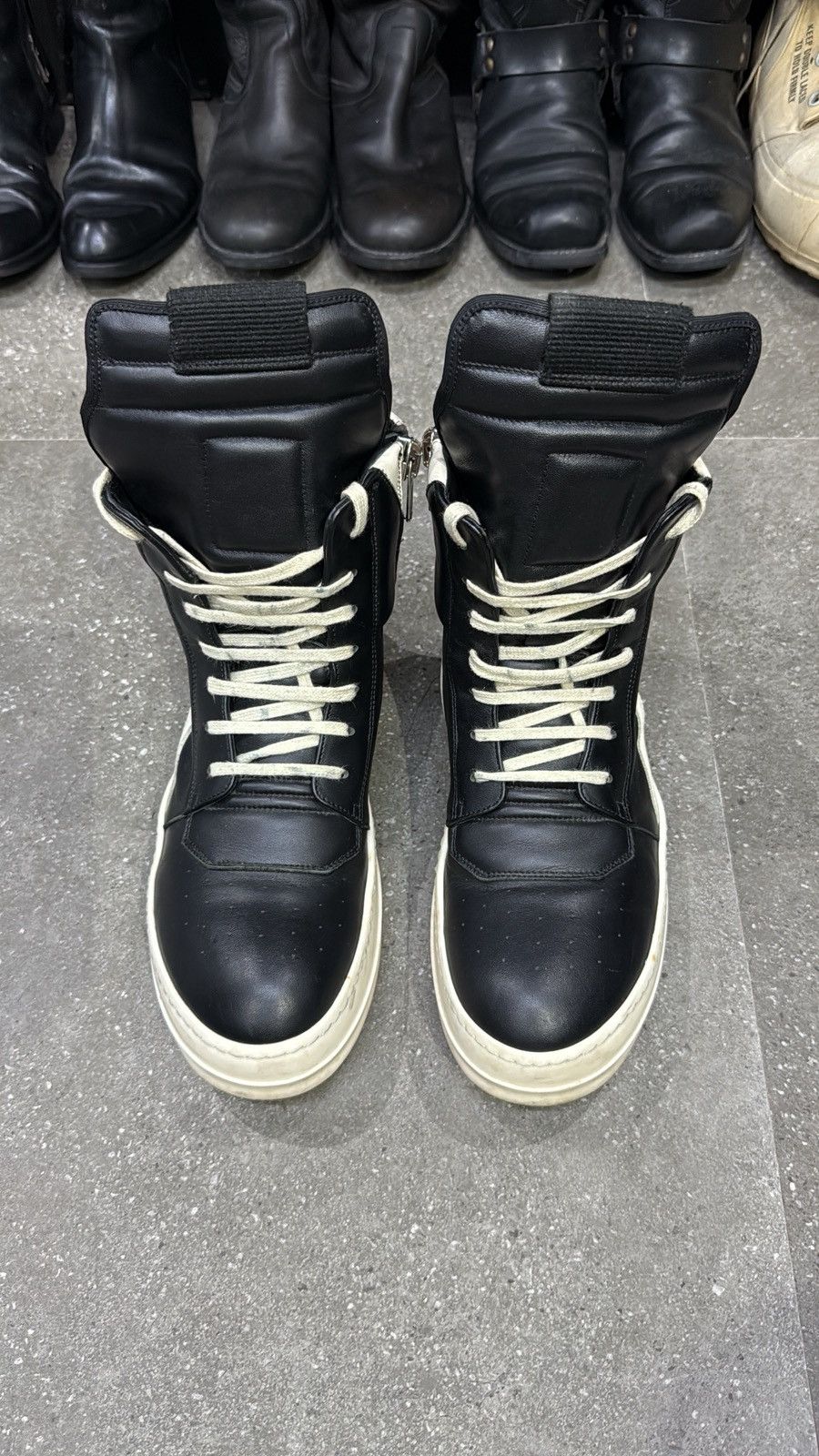 Rick Owens Rick Owens F/W 22’ Strobe Milk/Black Geobasket Size US 9 / EU 42 - 6 Thumbnail