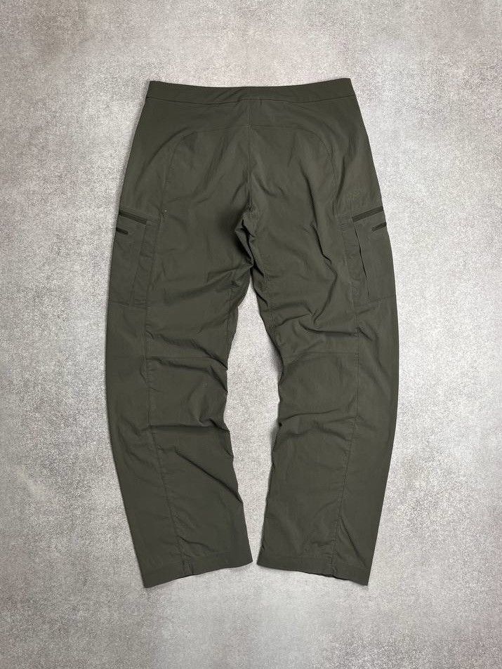 Arc'teryx ⚡️NEED GONE⚡️VINTAGE ARC'TERYX BAGGY CARGO NYLON PANTS Size 32" / US 10 / IT 46 - 3 Thumbnail