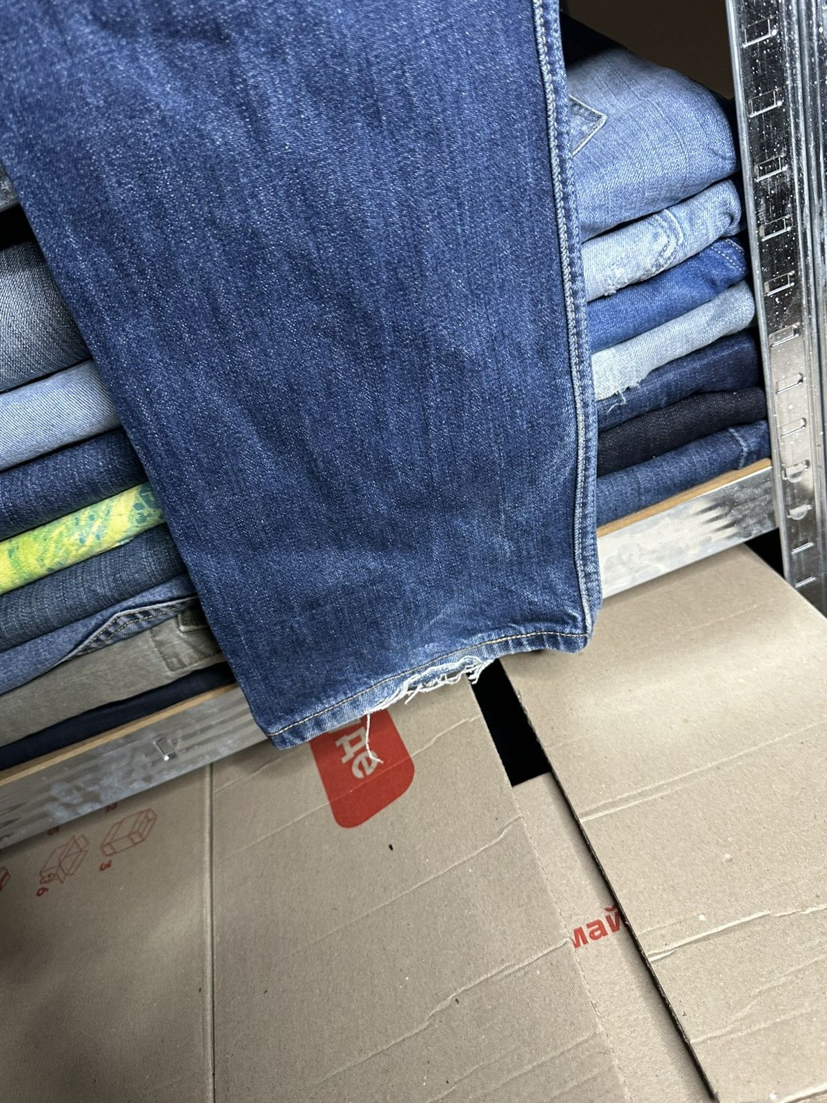 Levi's Levi's 501 Men's Jeans W34 L34 Blue Denim Distressed Pants Size US 34 / EU 50 - 7 Thumbnail