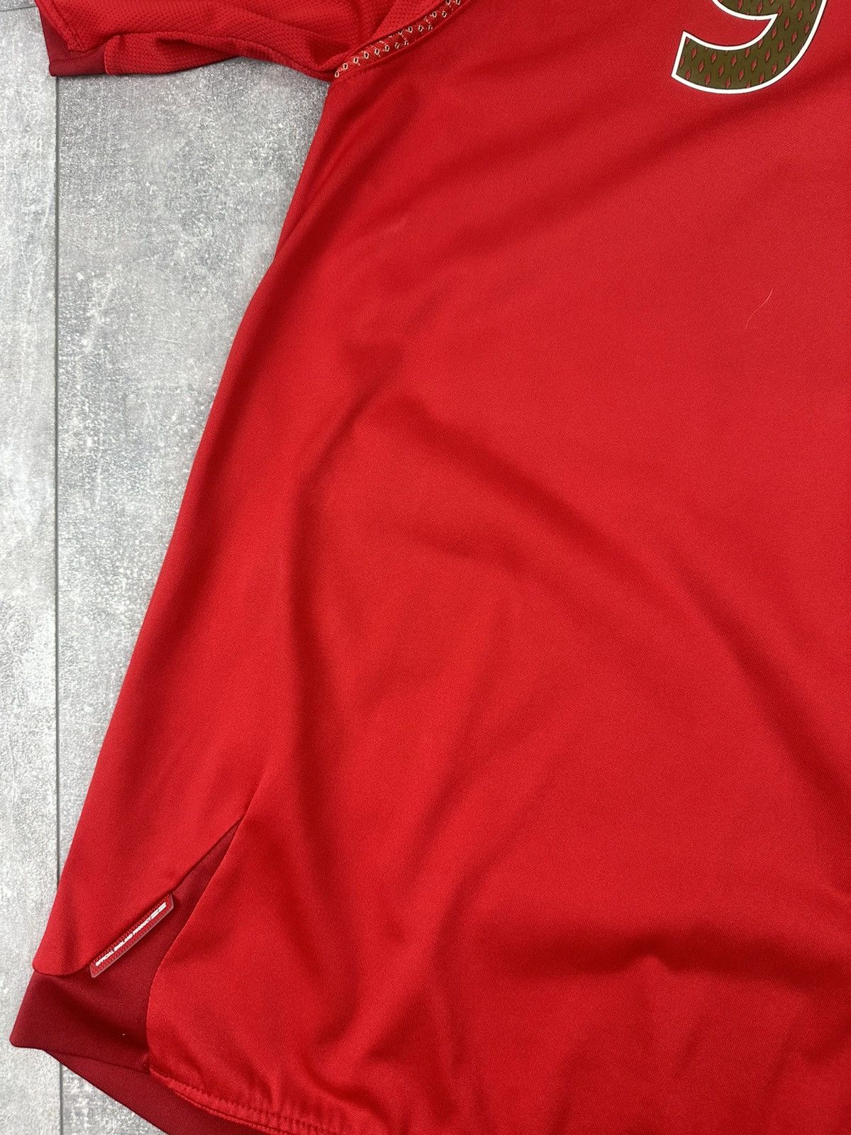 Umbro Umbro England National Team #9 Rooney 2006/08 Away Jersey Size US L / EU 52-54 / 3 - 4 Thumbnail