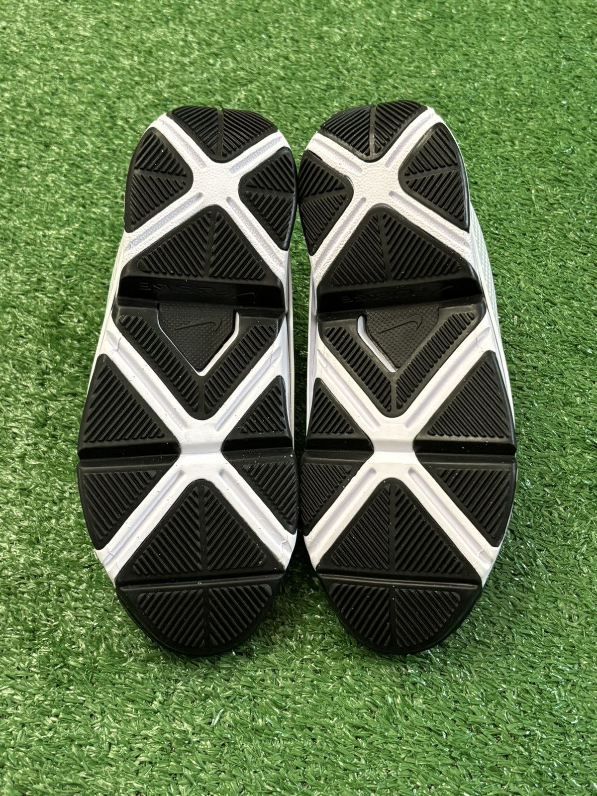 Nike Nike Womens Go FlyEase Size US 7 / IT 37 - 6 Thumbnail