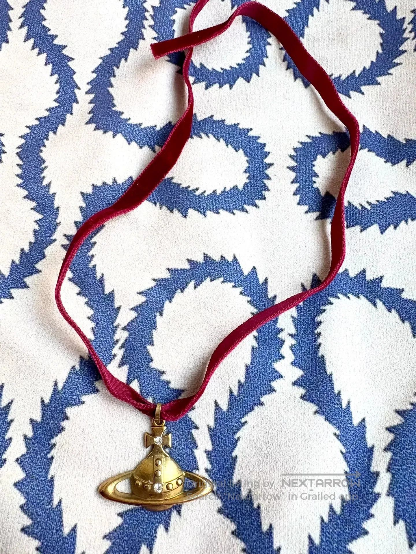Vivienne Westwood Vivienne Westwood Gold Saturn Pendant Choker. Size ONE SIZE - 1 Thumbnail