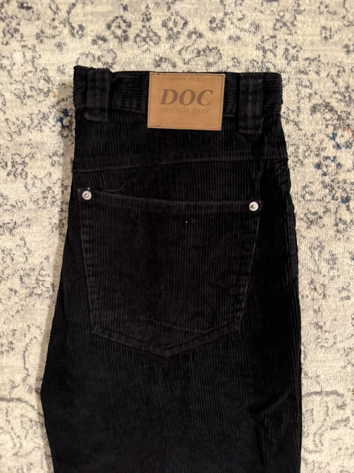 Vintage Vintage Black Corduroy DOC jeans Y2K Size US 36 / EU 52 - 1 Thumbnail
