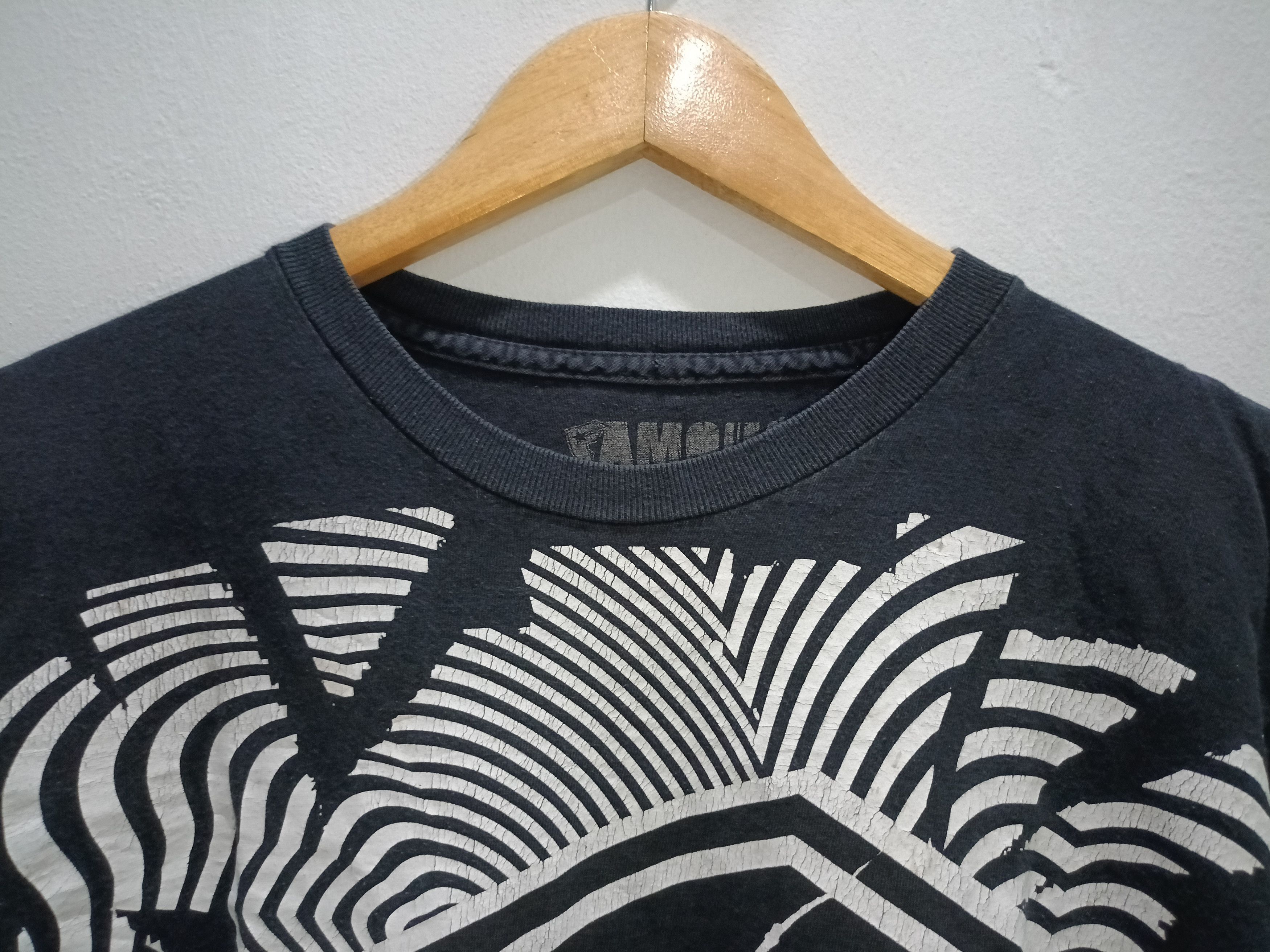 Famous Stars And Straps TSHIRT : FAMOUS STAR AND STRAPS Size US S / EU 44-46 / 1 - 4 Thumbnail