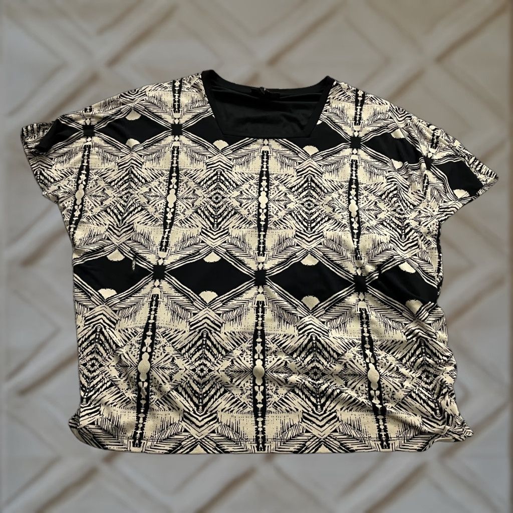 Vintage Dana Buchman Blouse Womens XL Beige White Geometric V-Neck Short Sleeve Casual Size XL / US 12-14 / IT 48-50 - 1 Thumbnail