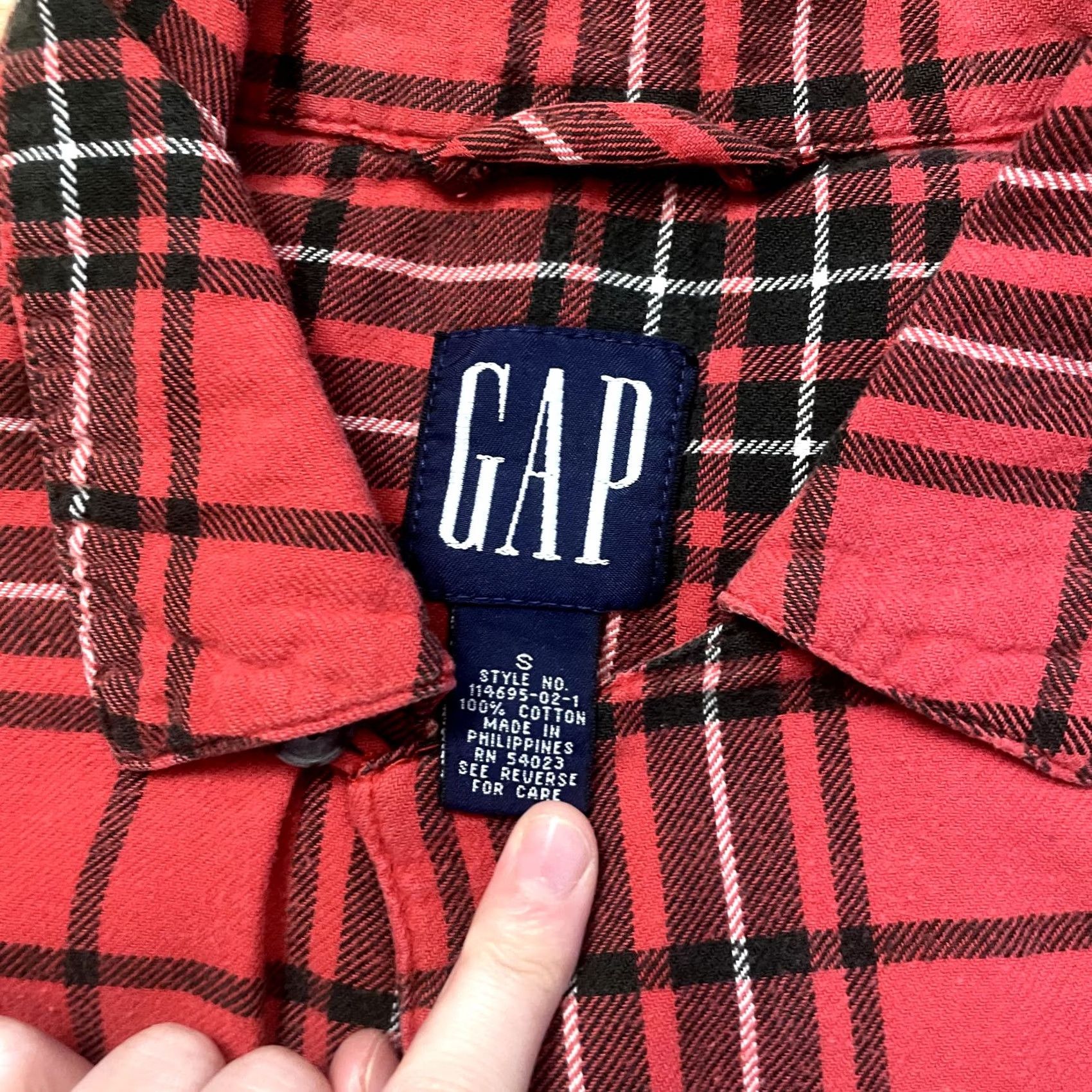 Gap VINTAGE GAP Mens Red Small Long Sleeve Button Collared Shirt Flannel 90s Size US S / EU 44-46 / 1 - 2 Thumbnail