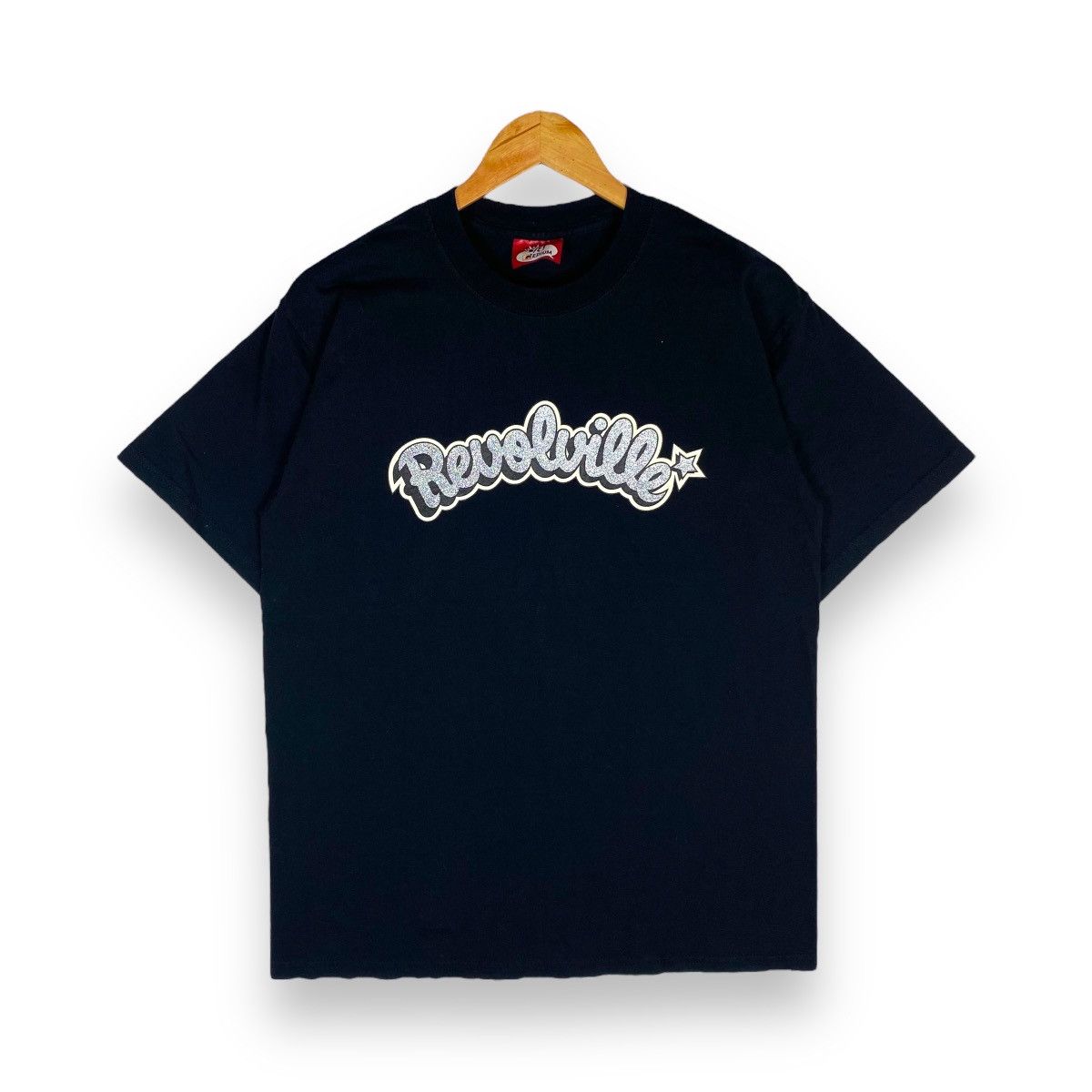 Japanese Brand Japanese Brand REVOLVER "REVOLVILLE" Glitter Logo Tee Size US M / EU 48-50 / 2 - 1 Thumbnail