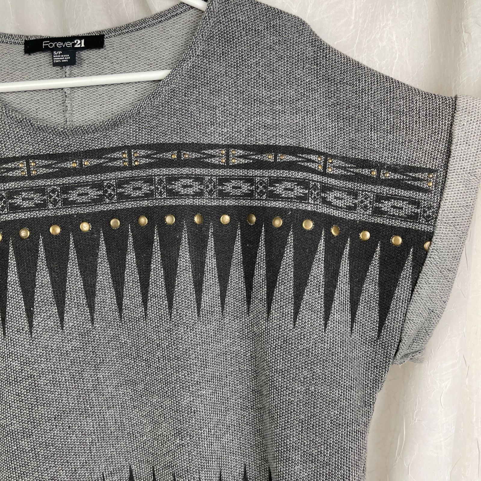 Forever 21 Forever 21 Grey Black Studded Fringe Top Southwestern Print Size S / US 4 / IT 40 - 16 Thumbnail