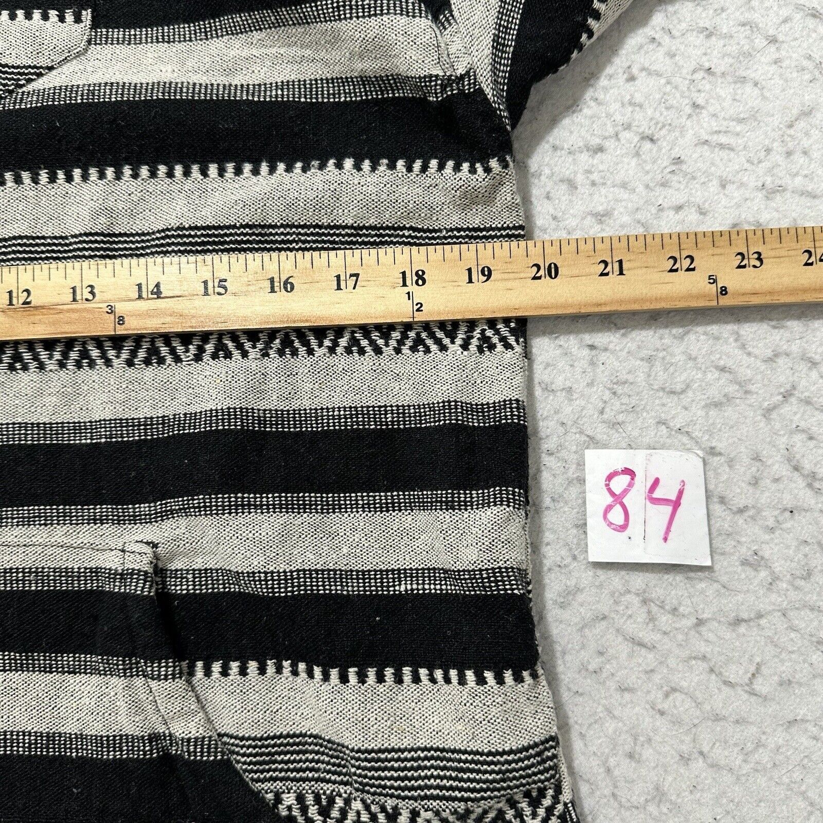 Forever 21 Forever 21 Medium Aztec Surf Knit Hoodie Poncho Sweater Size M / US 6-8 / IT 42-44 - 7 Thumbnail