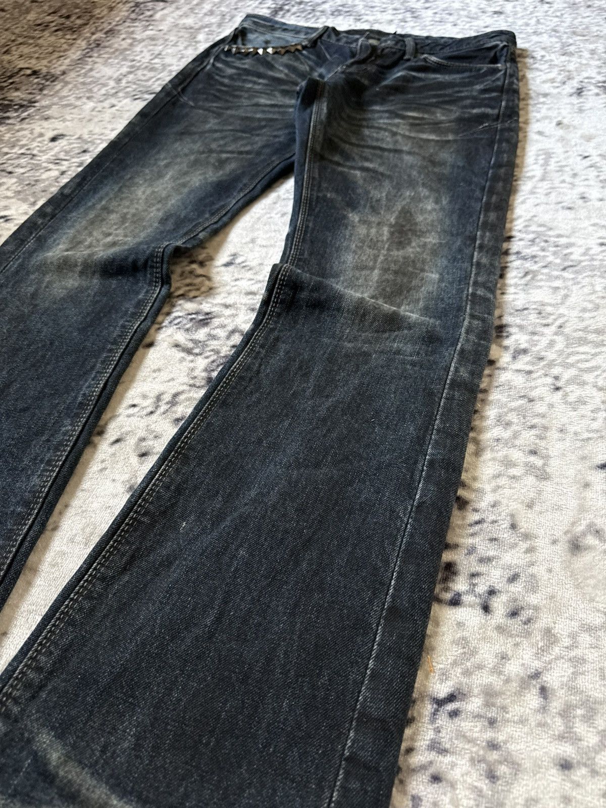 GOSTAR DE FUGA Fuga Japan Shadow Wash Coated Claw Mark Flared Jeans Size US 30 / EU 46 - 9 Thumbnail