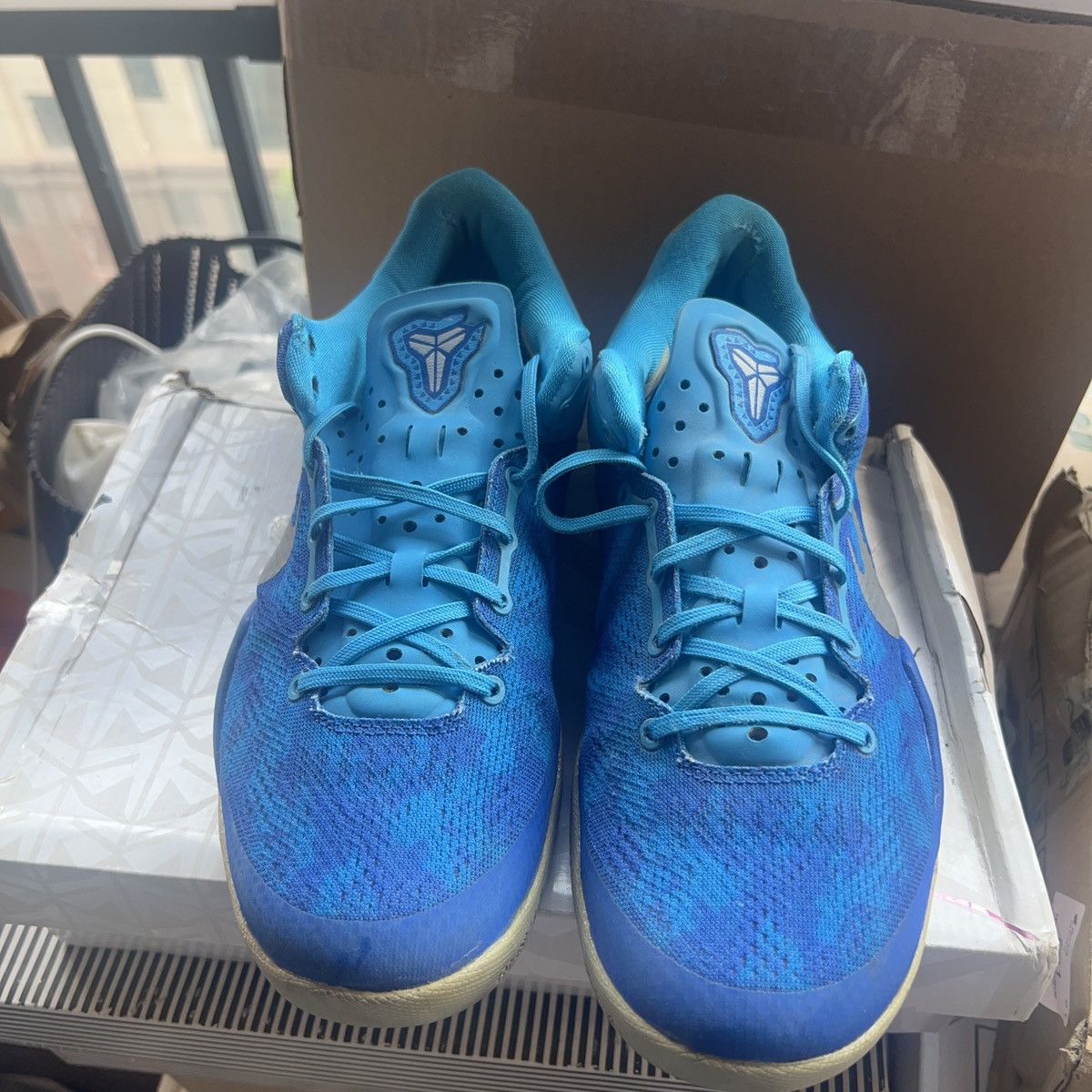 Nike Kobe 8 og us9 Size US 9 / EU 42 - 2 Thumbnail