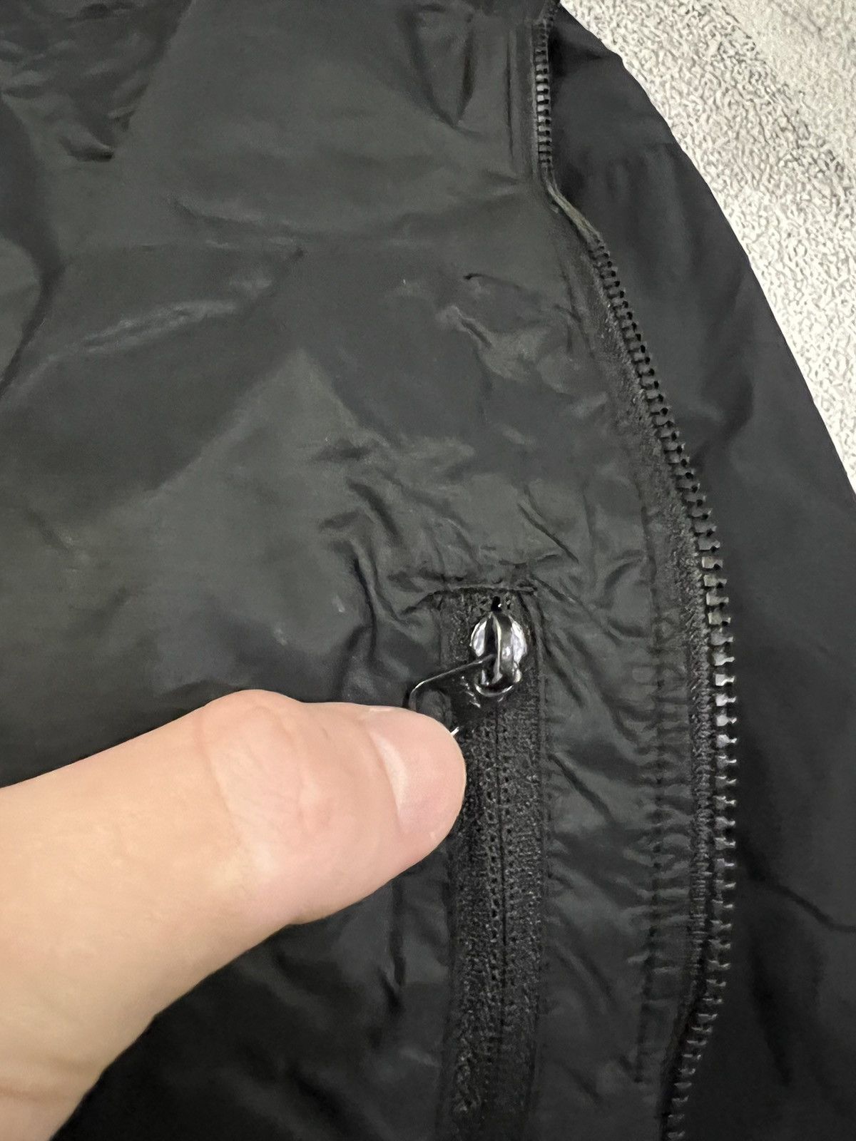 Arc'teryx × Vintage Vintage Y2k Arc’teryx Nylon Reflective Logo Jacket 00’s Size US XL / EU 56 / 4 - 15 Thumbnail
