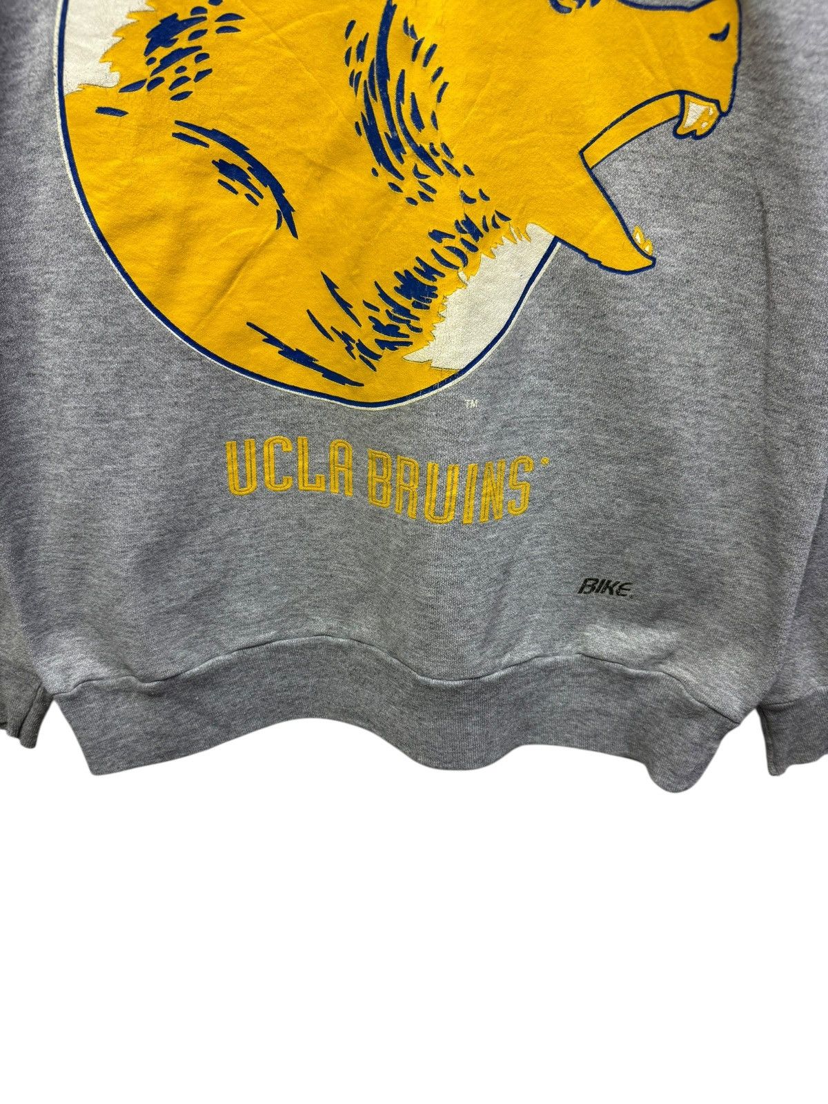 Vintage Vintage Ucla Bruins Usa Size US M / EU 48-50 / 2 - 5 Thumbnail