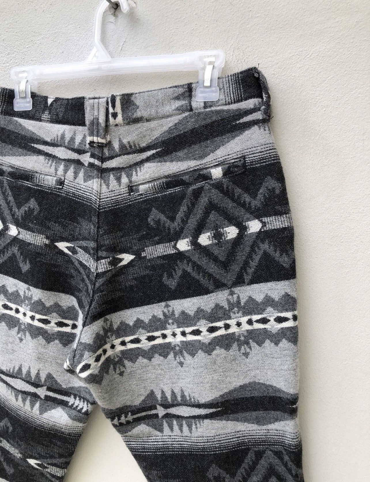 Japanese Brand Rehacer Japan Native Navajo Wool Cropped Pant Size US 30 / EU 46 - 18 Thumbnail