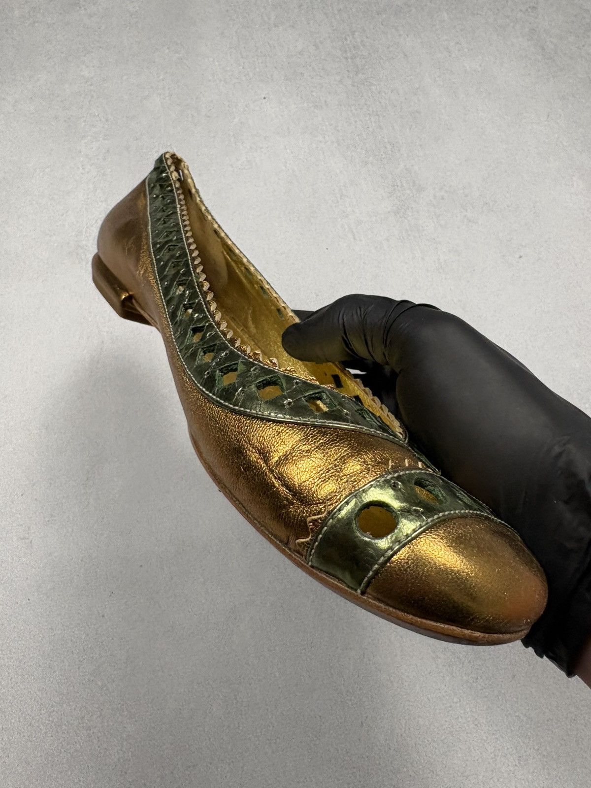 Prada Archive Prada Milano Metallic Gold Ballet Flats 38.5 Vintage Size US 8.5 / IT 38.5 - 14 Thumbnail