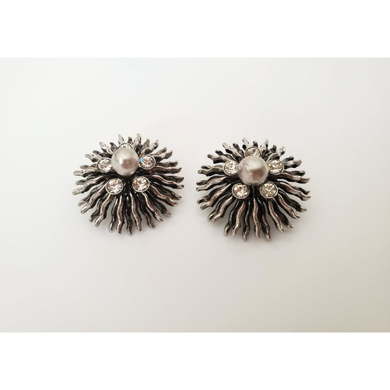 Other Vintage Bergere Sunburst Clip-On Earrings Size ONE SIZE - 2 Thumbnail
