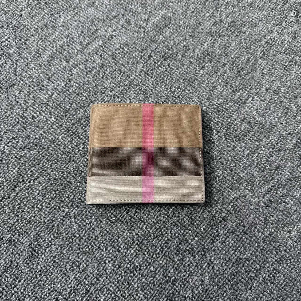 Burberry Burberry Classic Check Wallet Size ONE SIZE - 1 Thumbnail