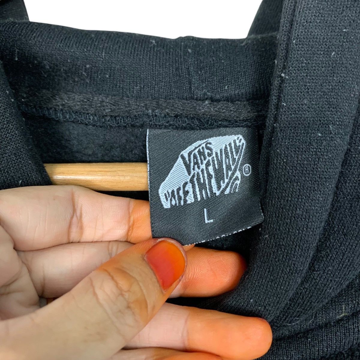 Vans Y2k VANS Of The Wall Big Logo Pullover Hoodies #3593-C164 Size US L / EU 52-54 / 3 - 10 Thumbnail