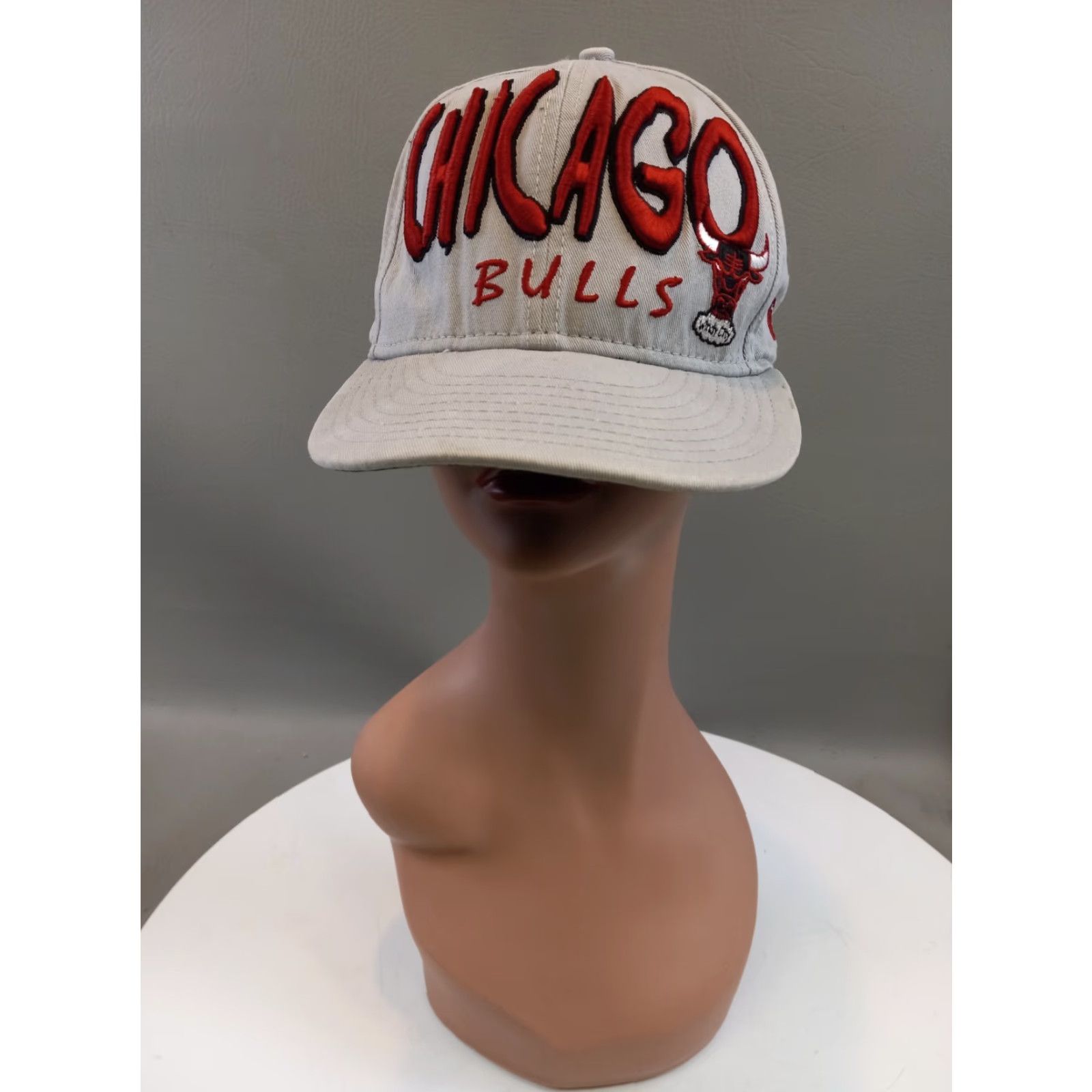 New Era VINTAGE Chicago Bulls Windy City New Era 9 Fifty Snapback Hat Grey HWC Hardwood Classics Mens One Size Gray Size ONE SIZE - 2 Thumbnail