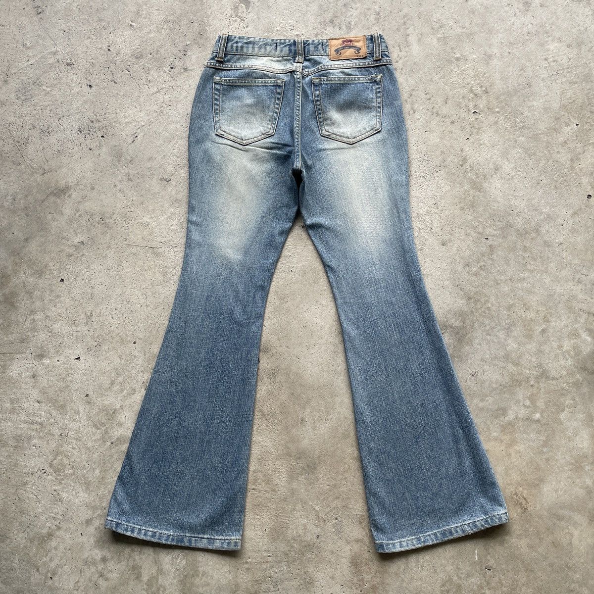 Japanese Brand Vintage Japanese TBJ Faded FLARE Jeans Bootcut Denim Pants Size US 27 - 2 Thumbnail