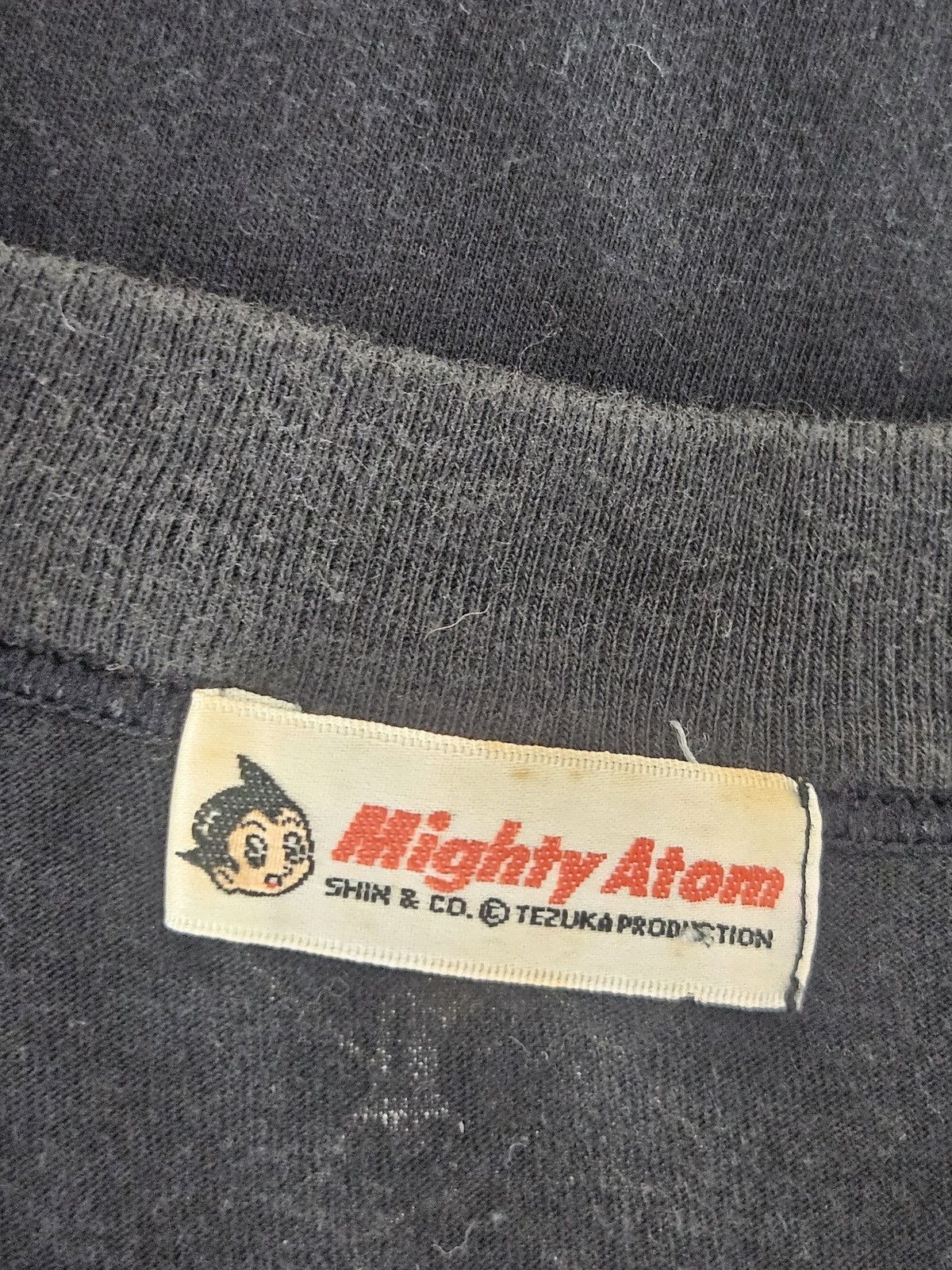 Anime Vintage Astro Boy Hologram Manga Anime Tee Mighty Atom Size US L / EU 52-54 / 3 - 4 Thumbnail