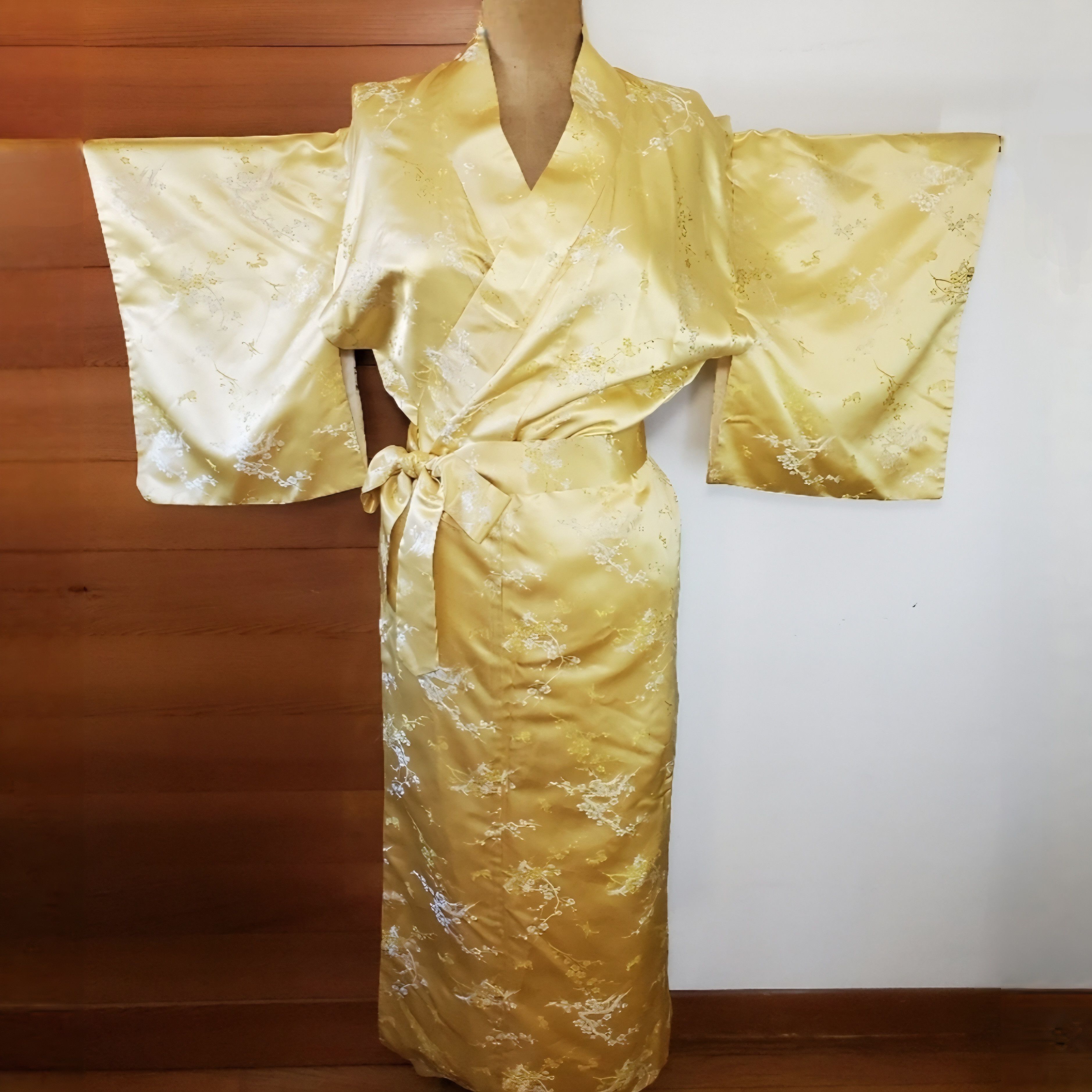 Handmade Kimono Size XL Yurata Robe Vintage Made in Japan 100% Silk Size XL / US 12-14 / IT 48-50 - 6 Thumbnail