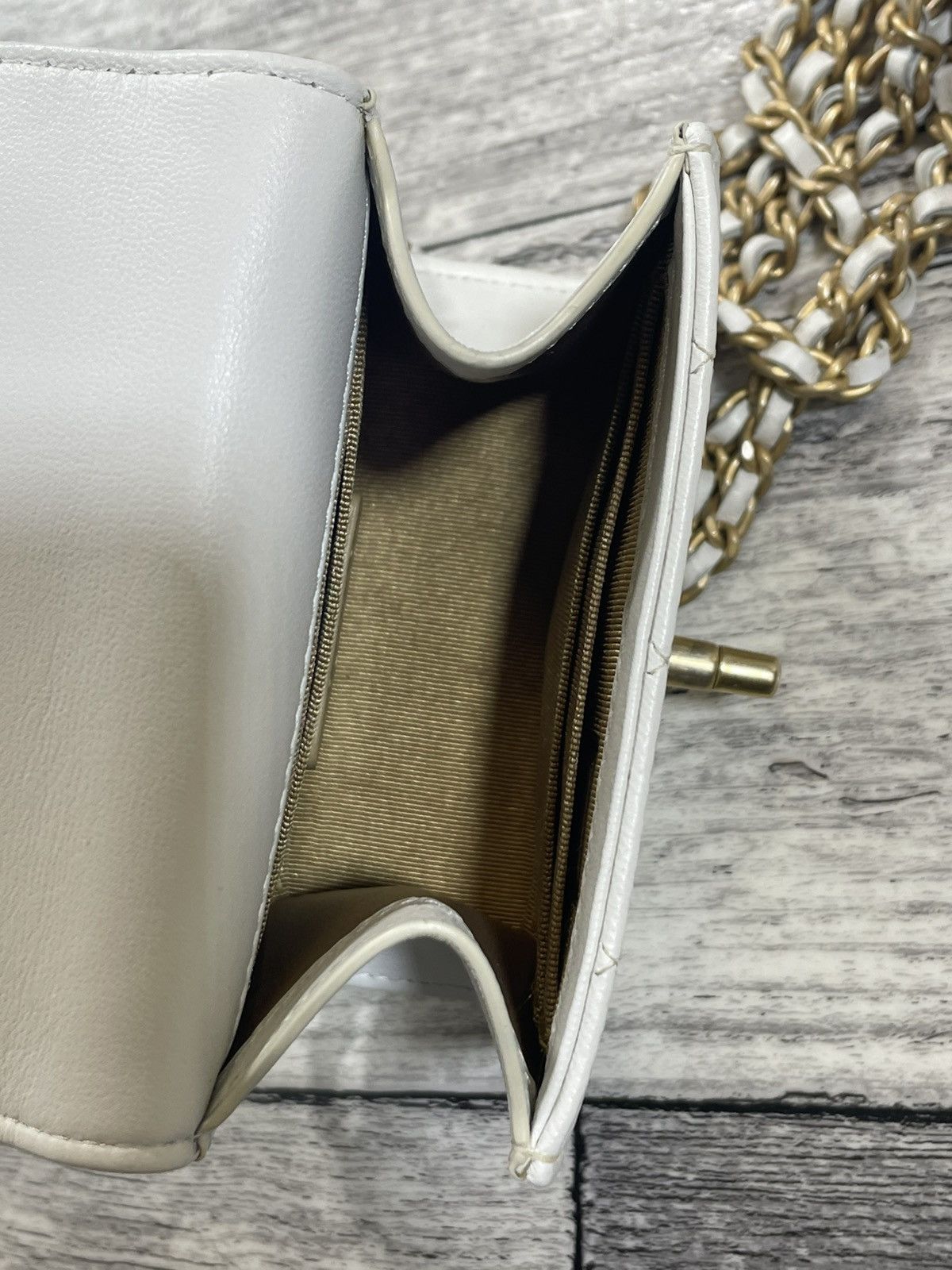 Chanel CHANEL Mini Shoulder Bag, Matelasse, Pearl Chain, Lambskin Size ONE SIZE - 19 Thumbnail