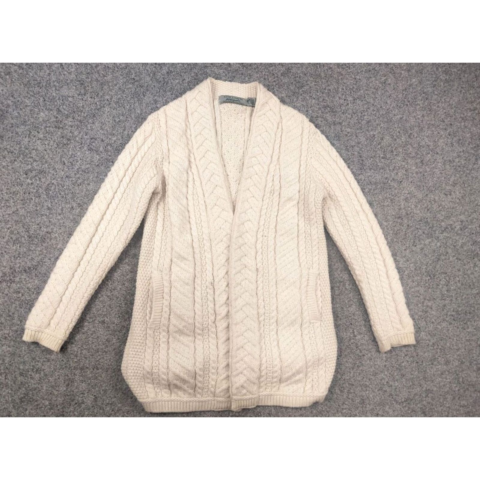 Vintage VINTAGE Aran Crafts Cardigan Ireland Merino Wool Cable Knit Beige Women L Sweater KnIt 90s Casual Knitwear Regular Size L / US 10 / IT 46 - 3 Thumbnail