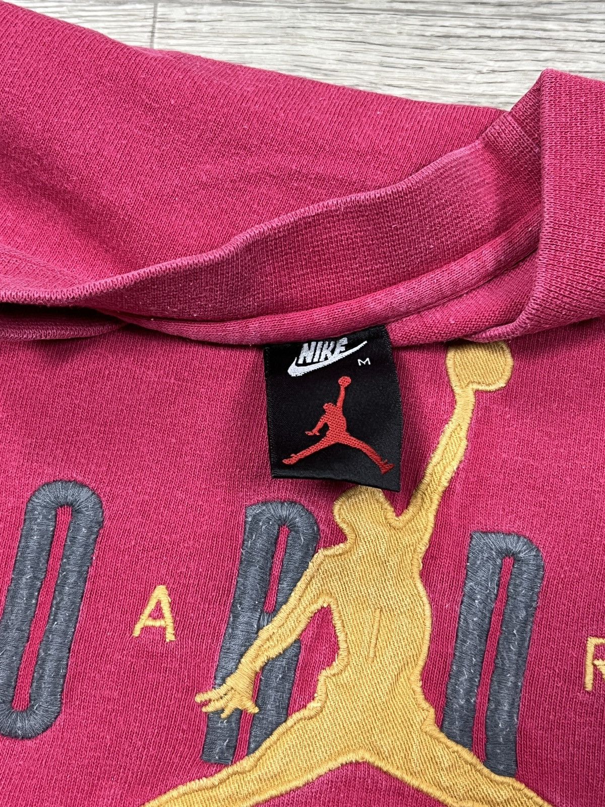 Nike Vintage 90s Nike Air Jordan Embroidered rare T-Shirt Maroon Size US M / EU 48-50 / 2 - 3 Thumbnail