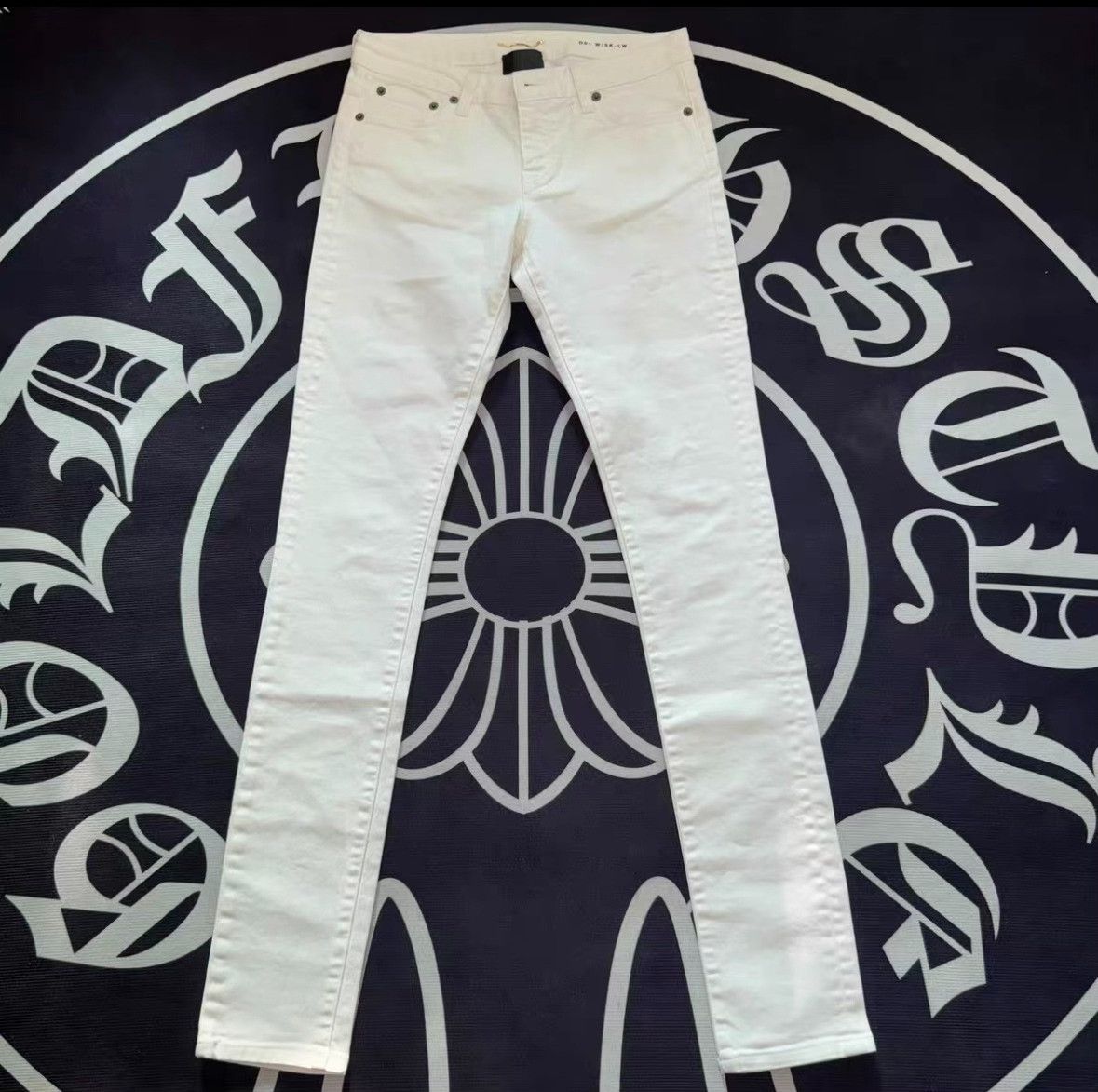 Saint Laurent Paris Saint Laurent SLP 16AW White Basic Jeans Size 26" / US 2 / IT 38 - 1 Thumbnail