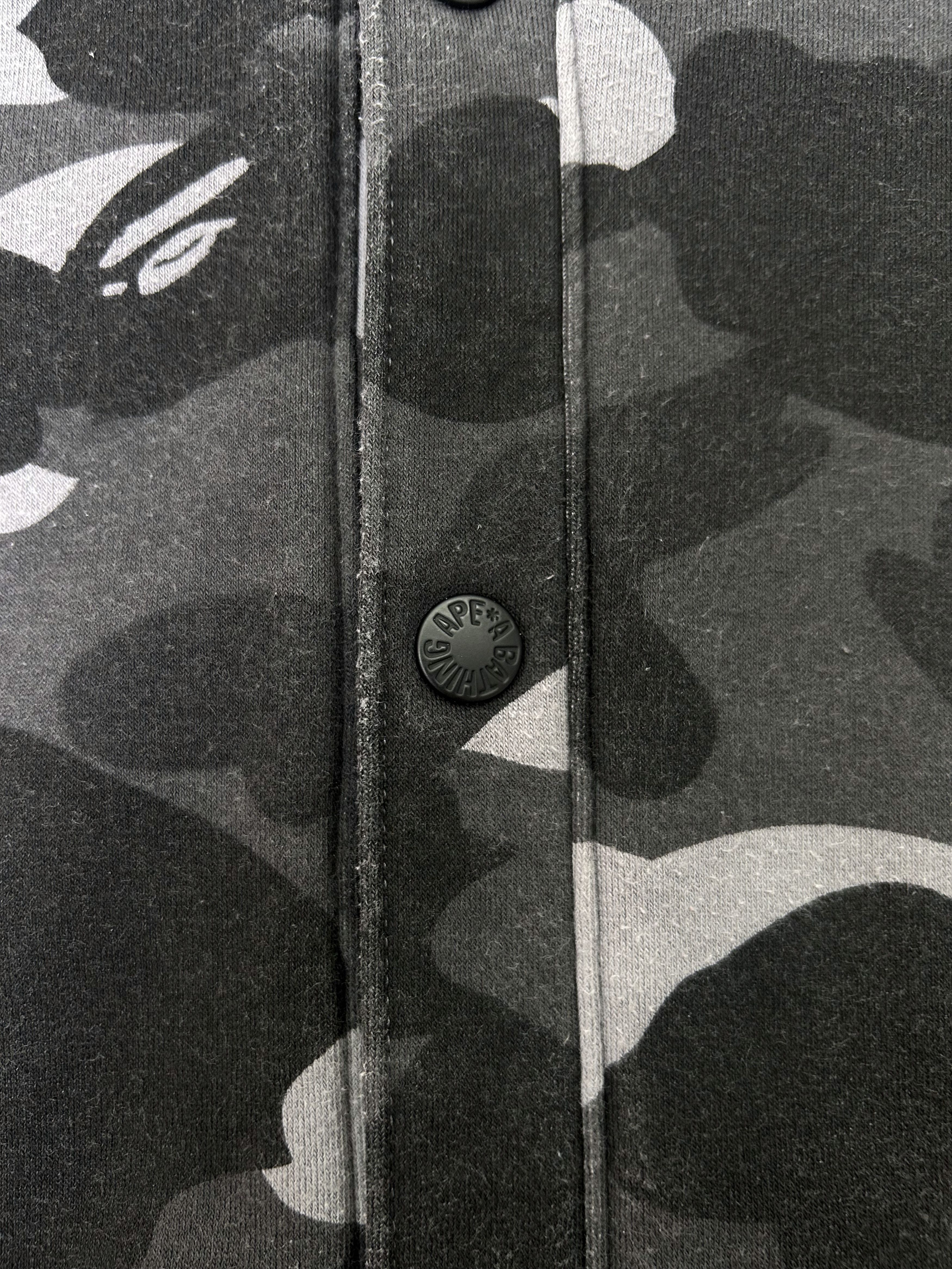 Bape BAPE Black Camo Snap Button Hoodie [Size L] Size US L / EU 52-54 / 3 - 3 Thumbnail