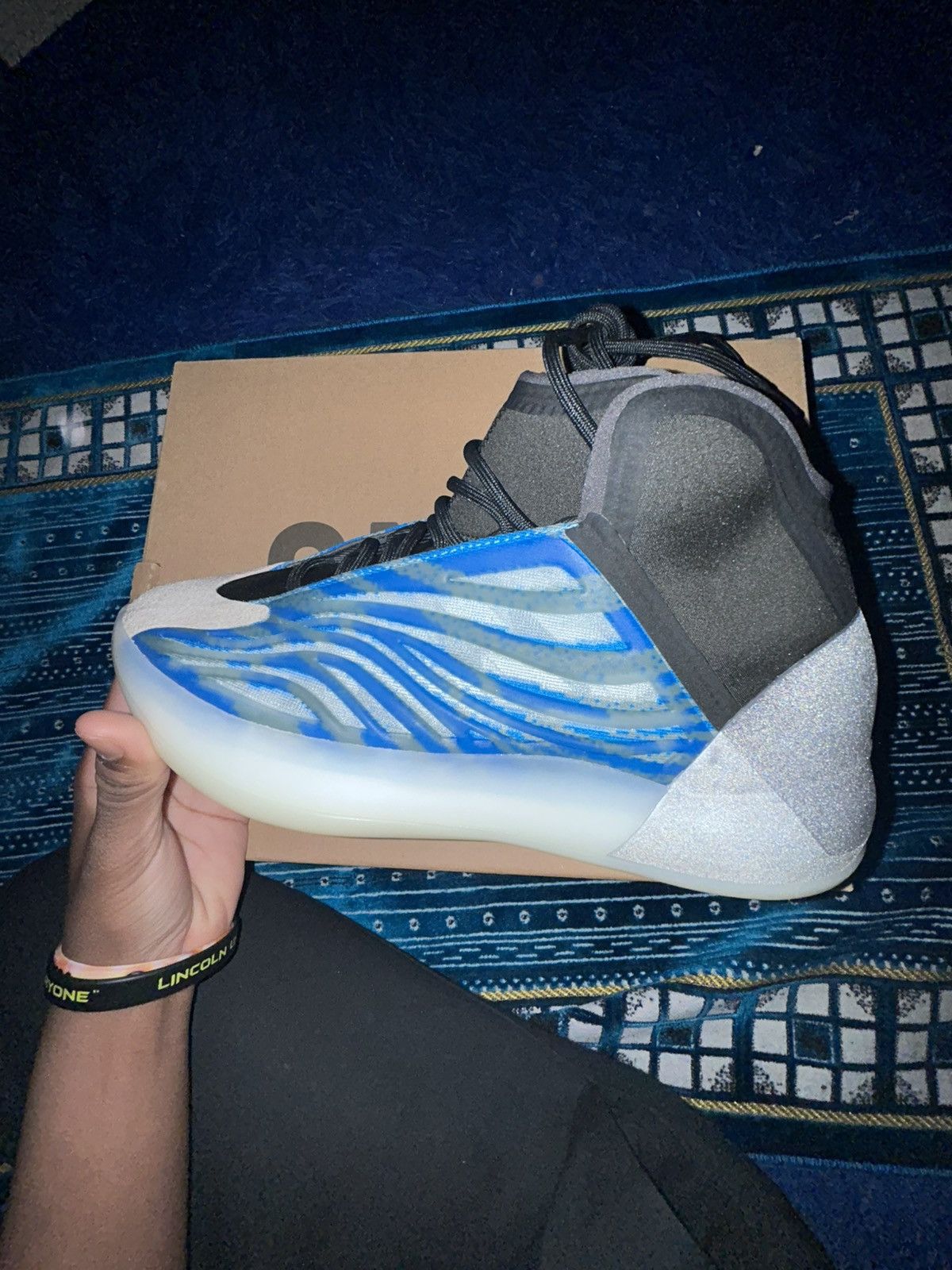 Yeezy Yeezy quantum frozen blue Size US 10 / EU 43 - 1 Thumbnail