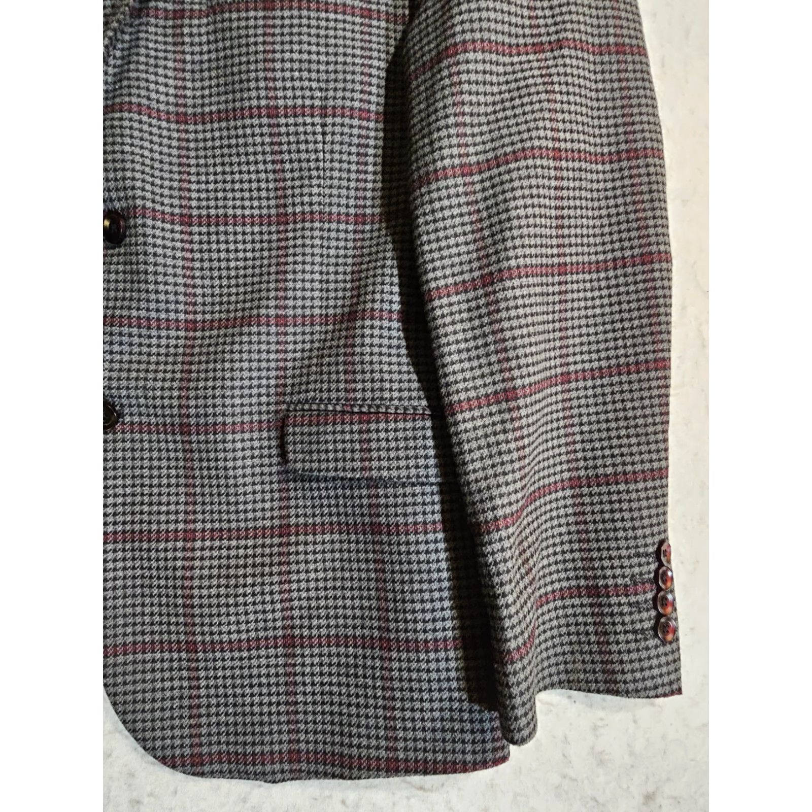 Vintage Paisley & Gray Blazer Slim Fit Gray & Maroon Check Plaid Two Button Men's 46 Reg Size 46R - 7 Thumbnail