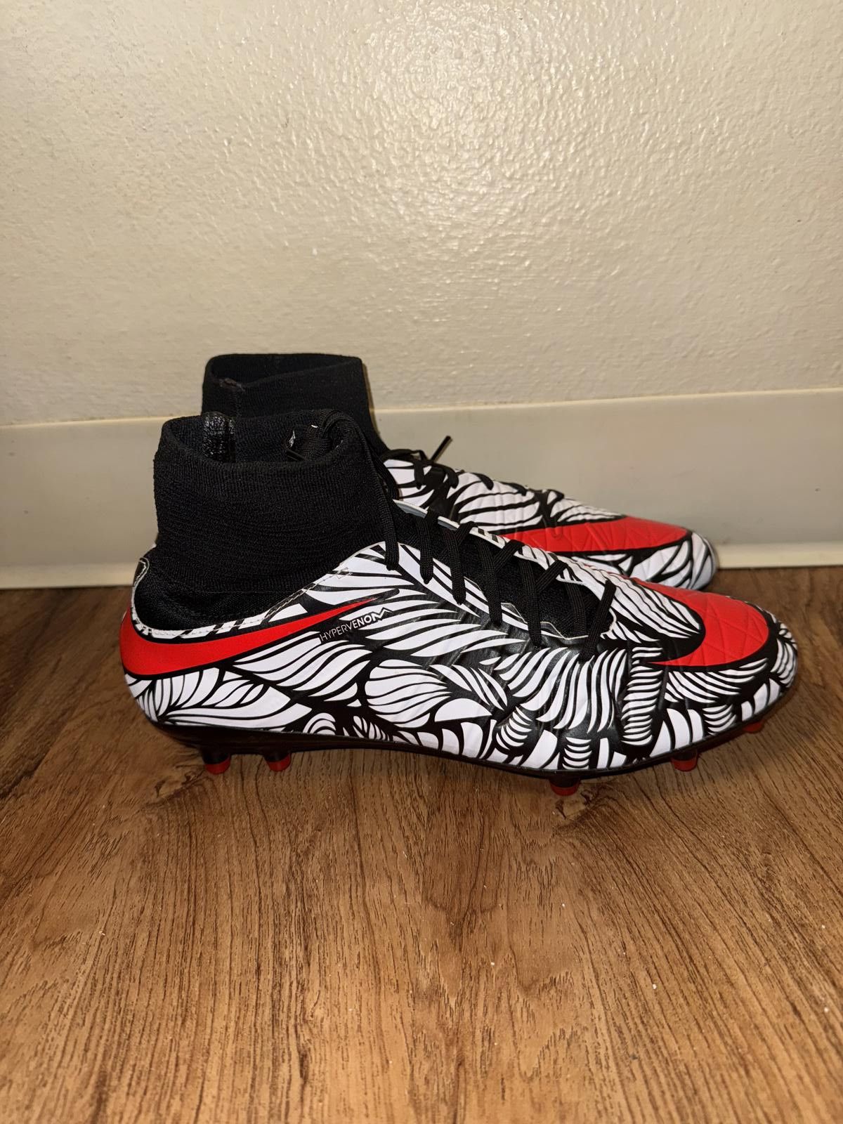 Nike Nike Hypervenom Phantom II FG Neymar JR. Set Size US 10.5 / EU 43-44 - 1 Thumbnail