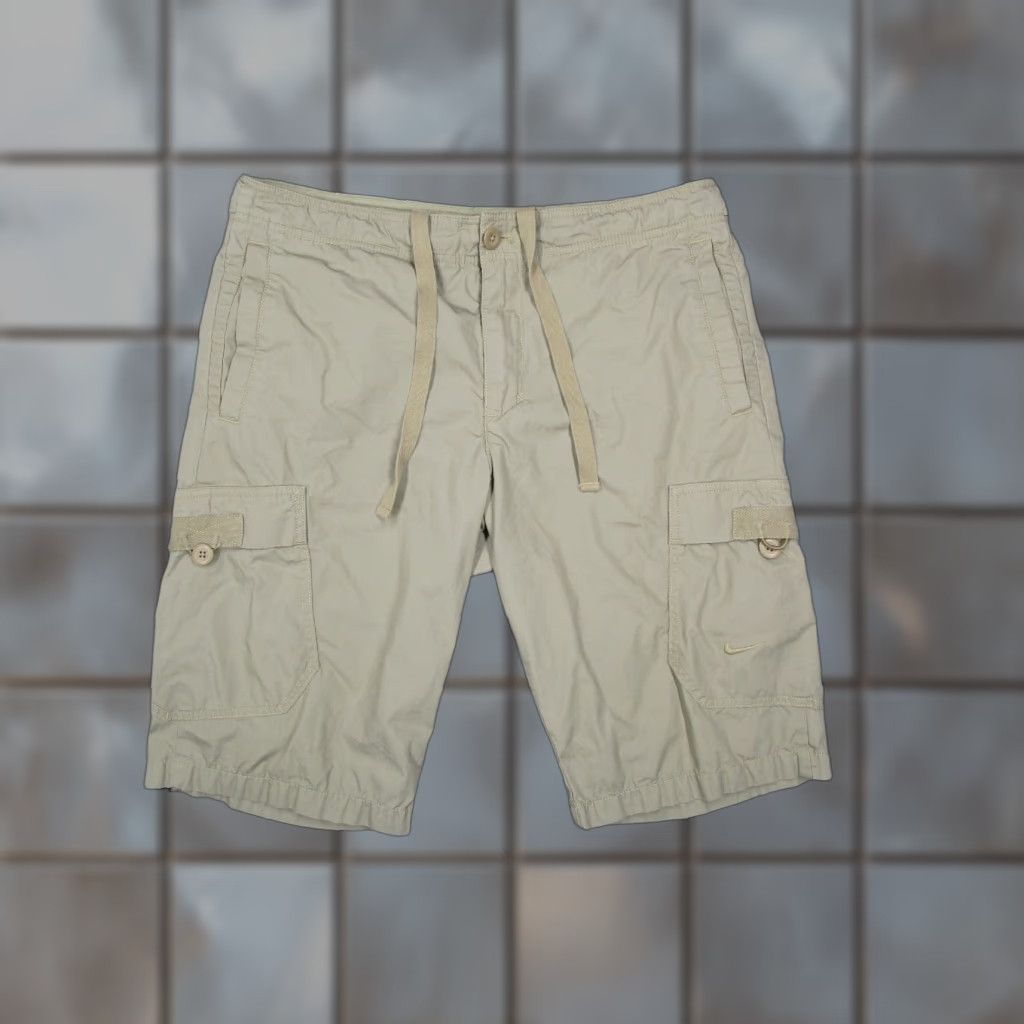 Nike VINTAGE Nike Cargo Shorts Mens Medium Beige Canvas Casual Beach Skate Summer 12" Size US 31 - 1 Thumbnail