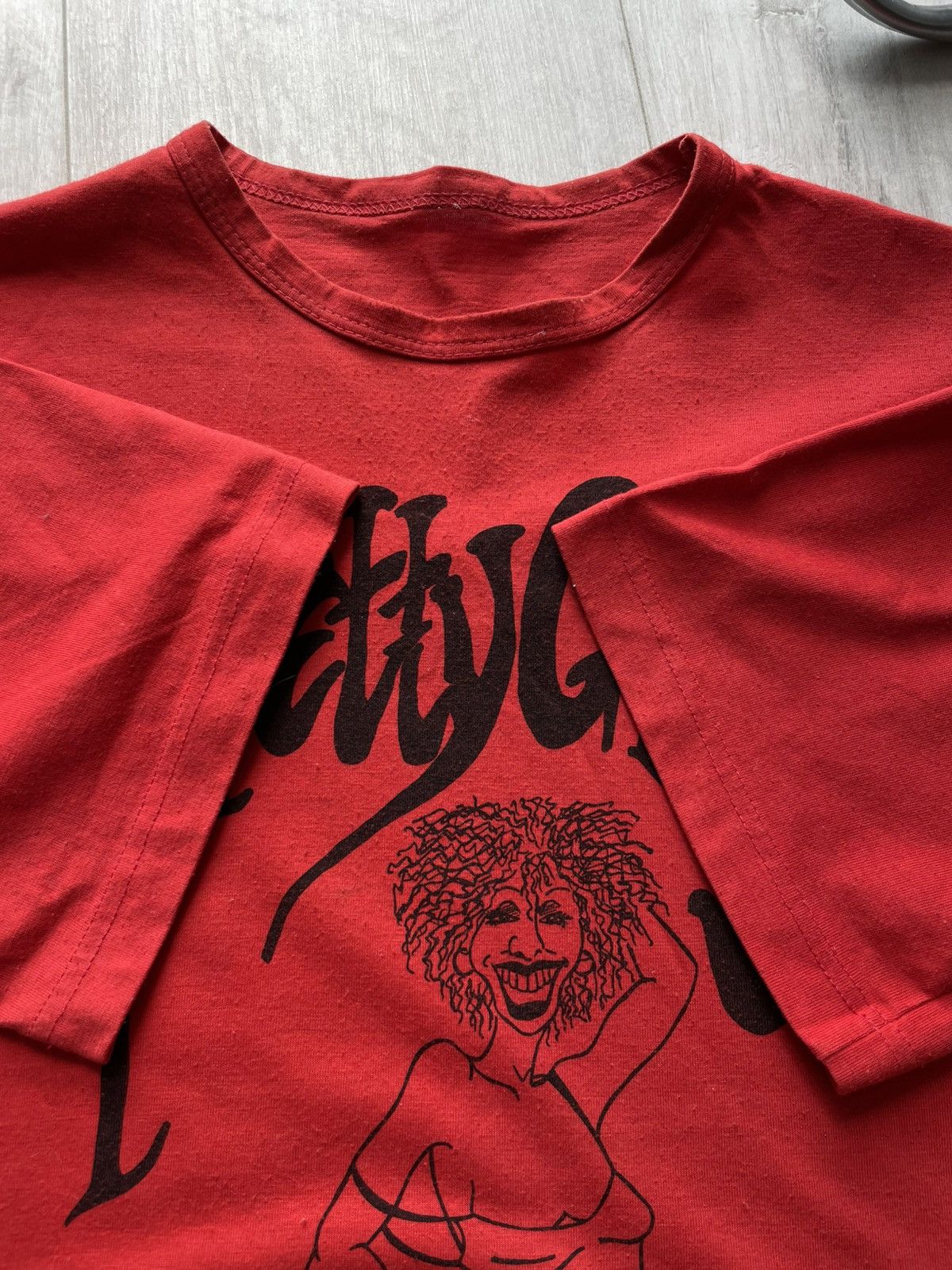 Vintage Vintage 80’s Pretty Girls T-Shirt Sexy Y2K RARE Size US M / EU 48-50 / 2 - 6 Thumbnail
