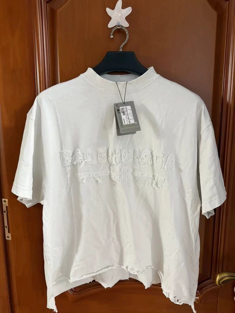 Balenciaga Balenciaga Flocking jacquard broken logo short sleeves Size US S / EU 44-46 / 1 - 1 Thumbnail