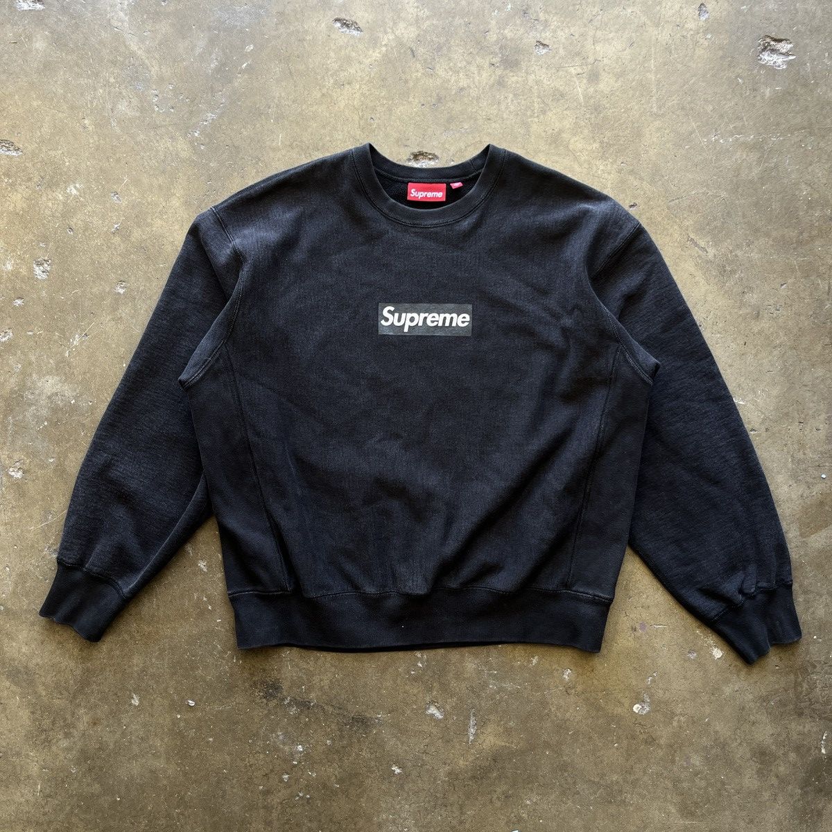 Supreme SS25 Supreme Washed Box Logo Crewneck (Navy) Size Medium